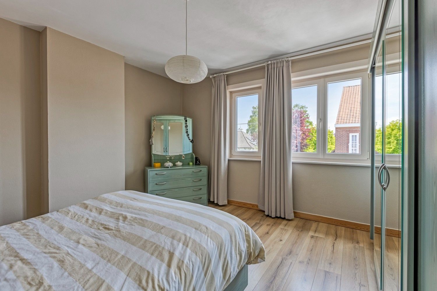 Gezinswoning met drie slaapkamers en veel potentieel in het landelijke Uikhoven (Maasmechelen) foto 26