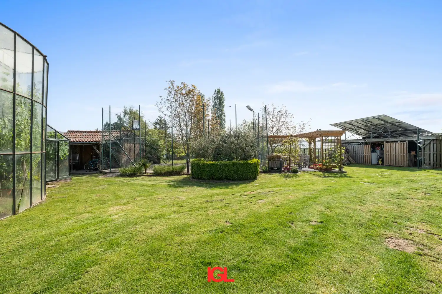 Villa met groot terrein (24a29ca), serres, vijver en overdekt zwembad foto 27