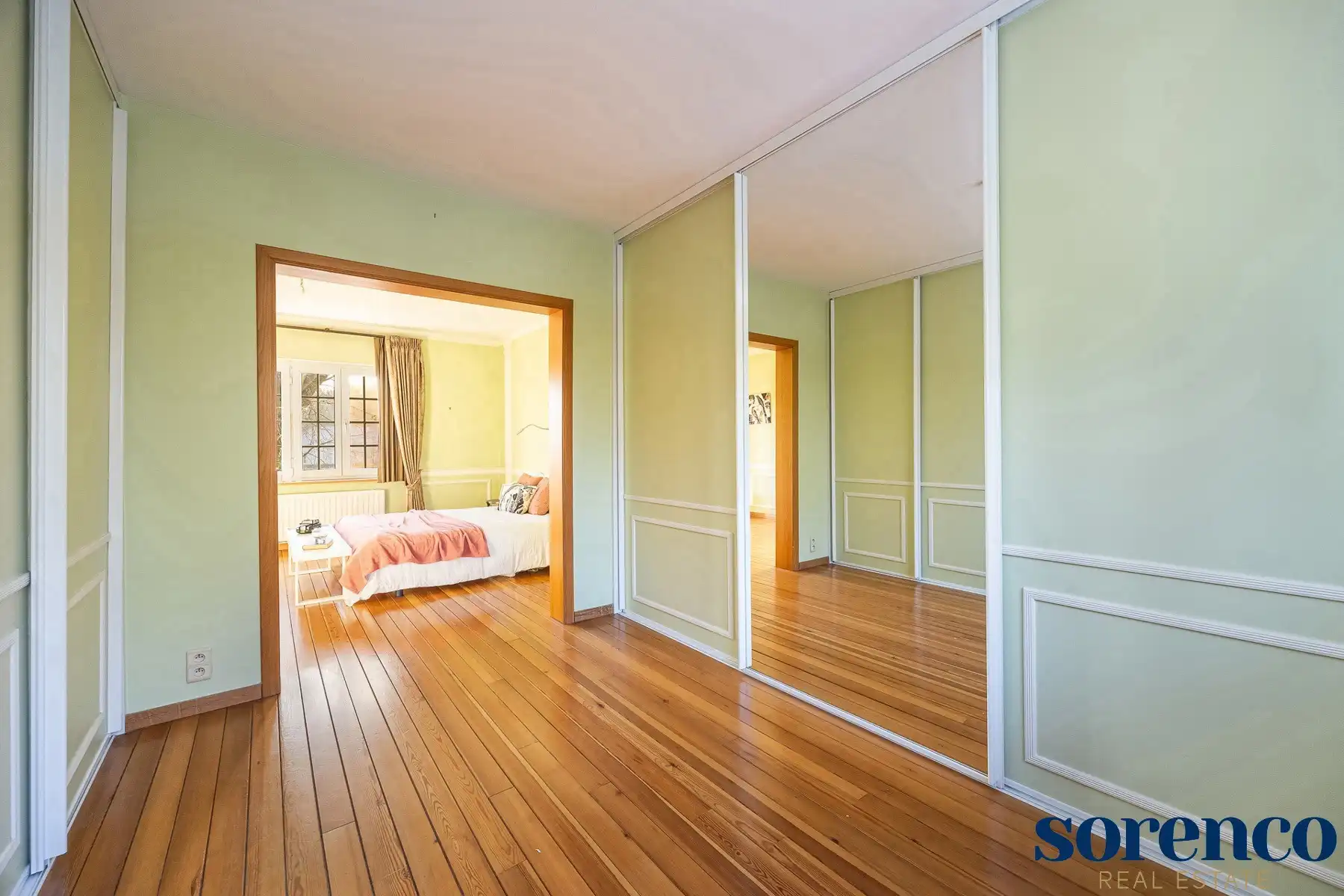 Charmante villa met zwembad op een mooi perceel  foto 25