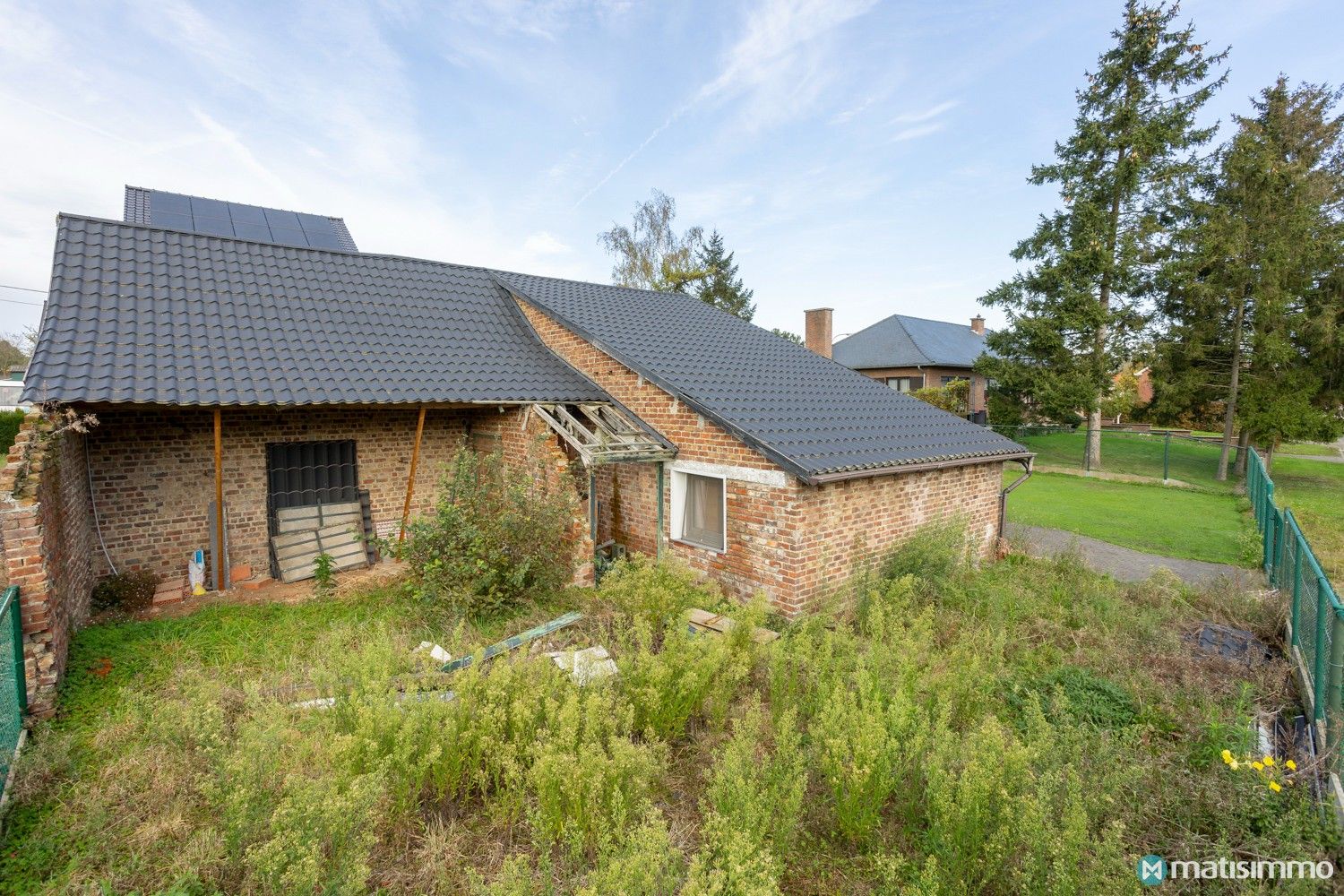 CHARMANTE EN VERRASSENDE EENGEZINSWONING MET 4 SLAAPKAMERS, ZONNEPANELEN EN AFZONDERLIJKE PRAKTIJKRUIMTE NABIJ TONGEREN foto 35