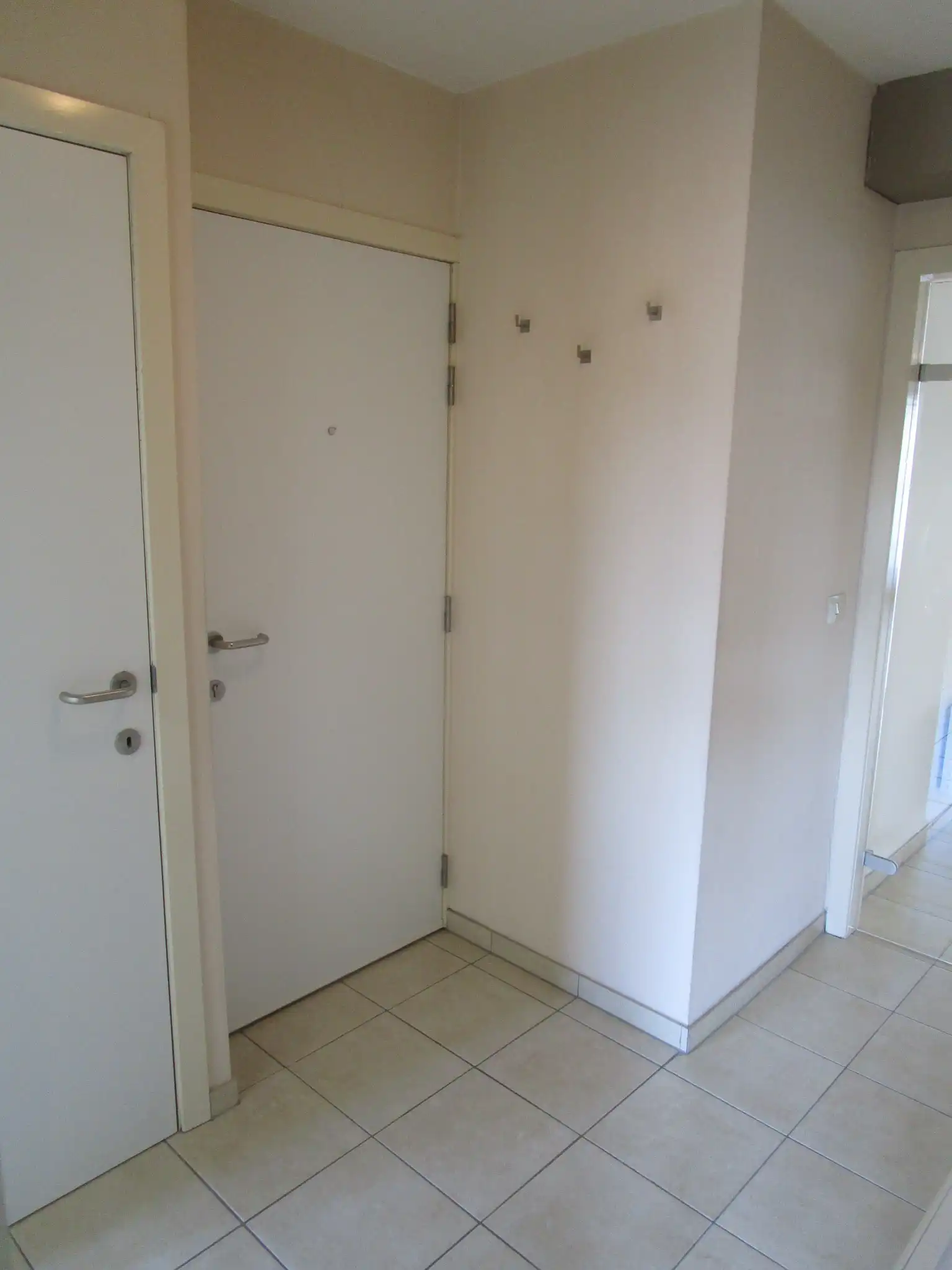 Zeer centraal gelegen appartement met 2 ruime slaapkamers en zonneterras foto 9