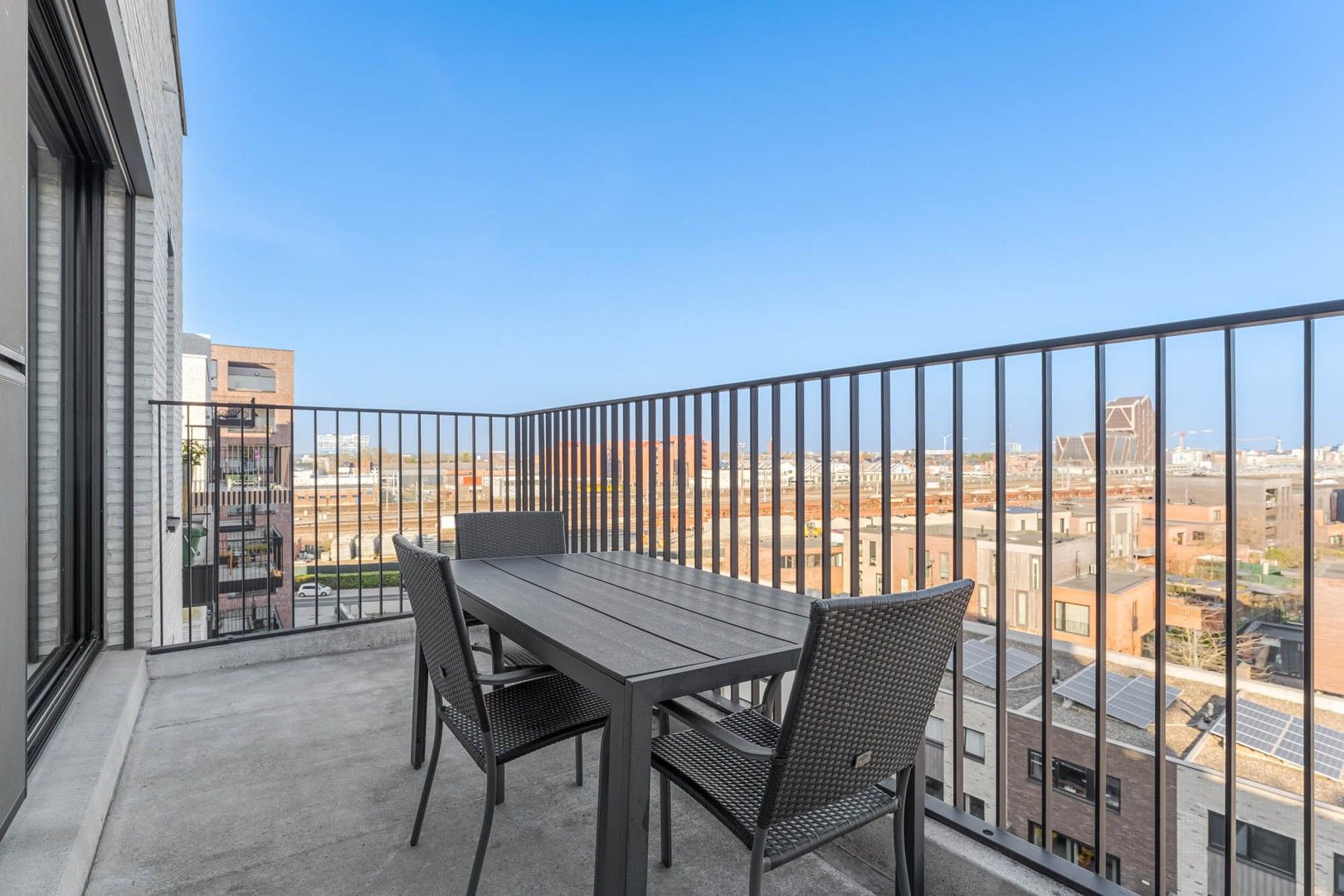 Gezellig penthouse op toplocatie in Hasselt – Wonen aan de Hendrik van Veldekesingel foto 13
