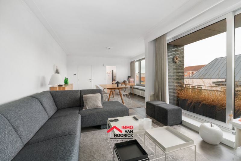 Vernieuwd appartement - zicht op de Durme!!! foto 4