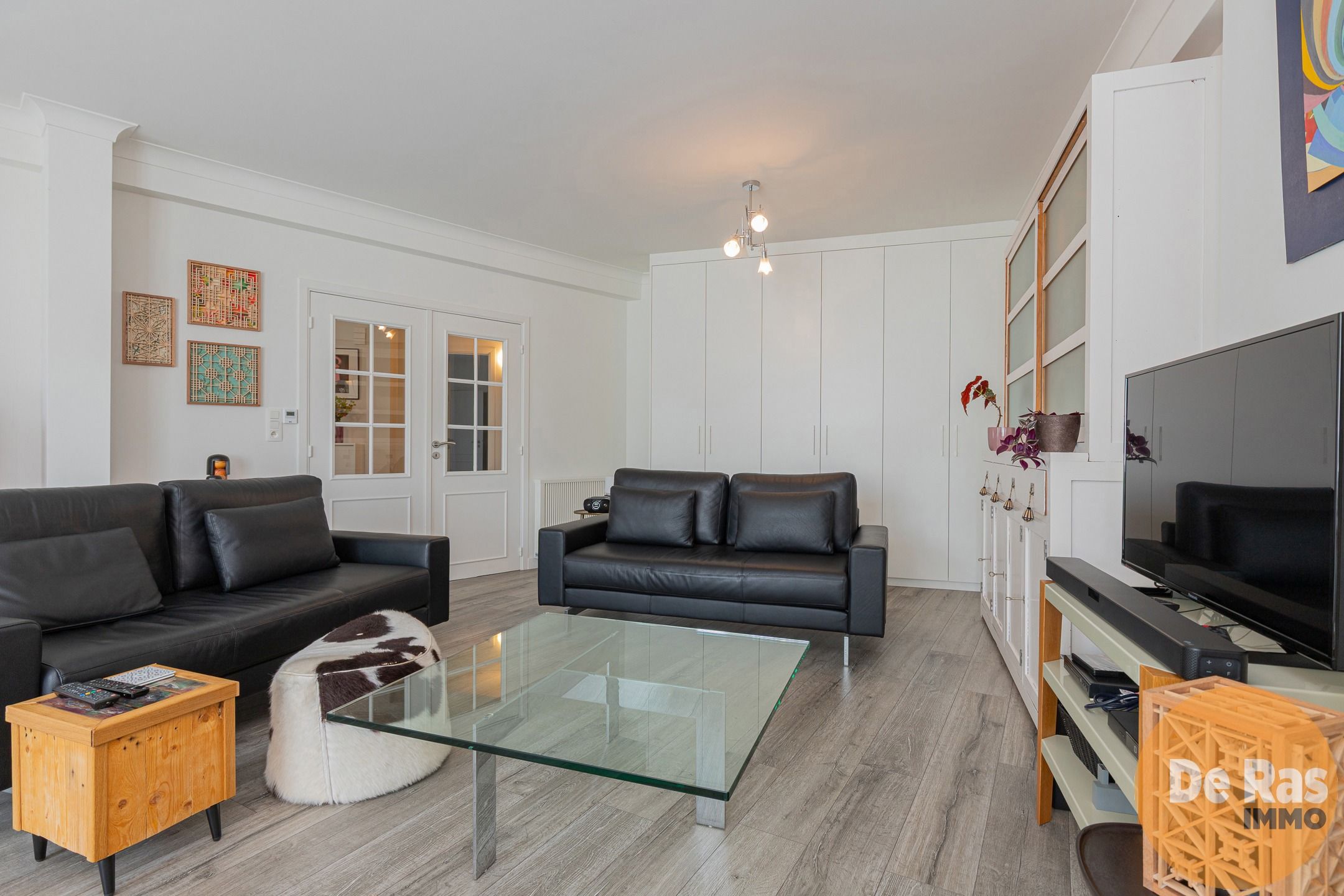 GENT - Instapklaar 4 slaapkamer appartement op 1ste verdiep foto 8