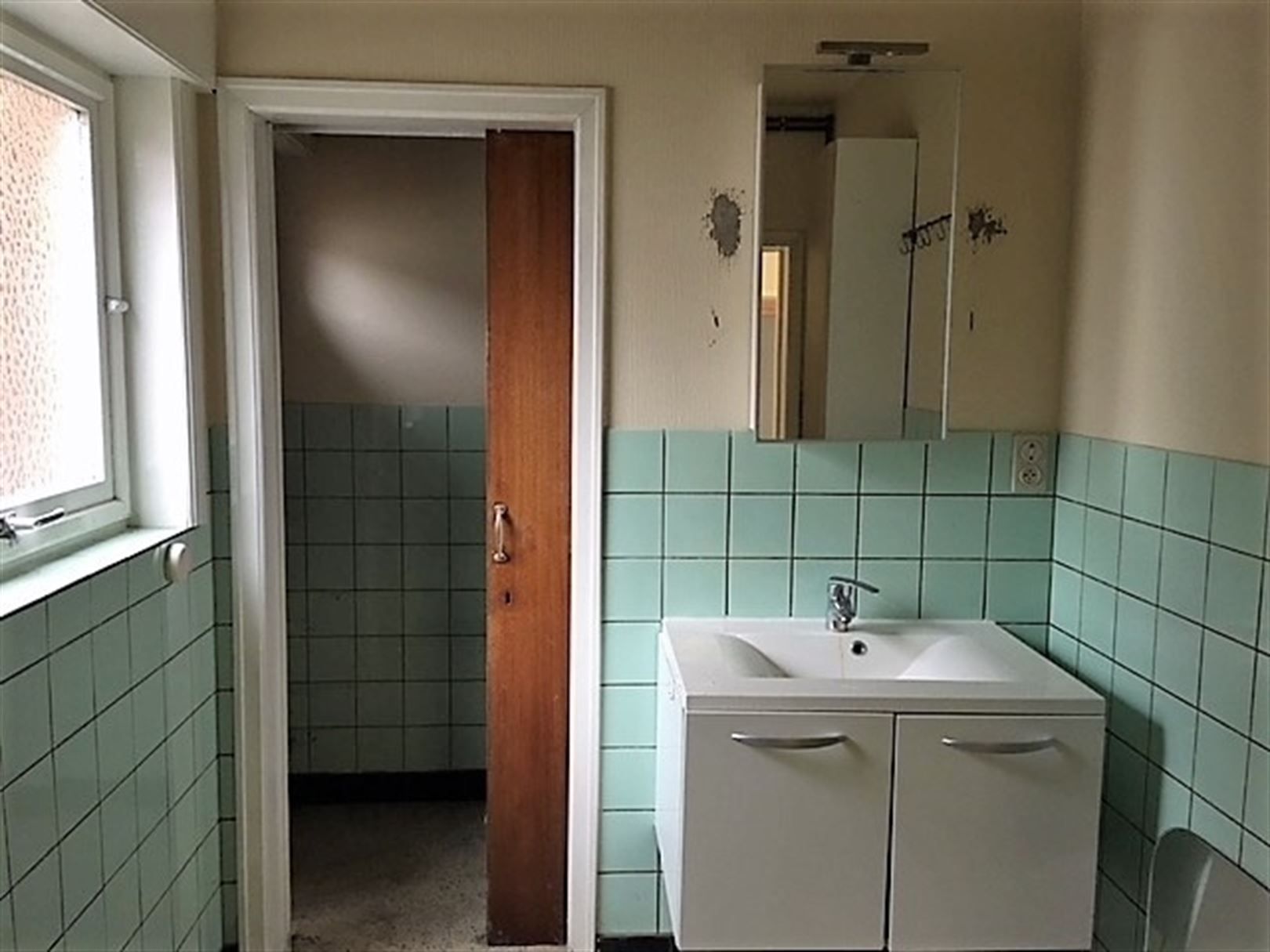 Ruime woning te koop in centrum van Stavele! foto 16