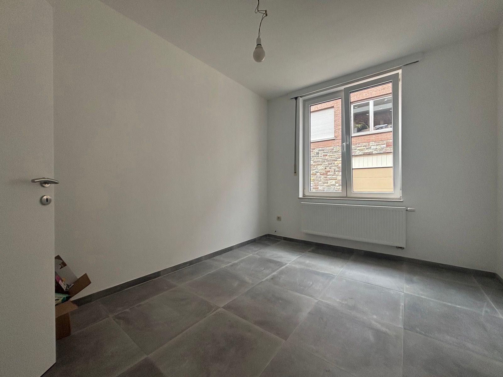 Vernieuwde woning met 3 slaapkamers!  foto 3
