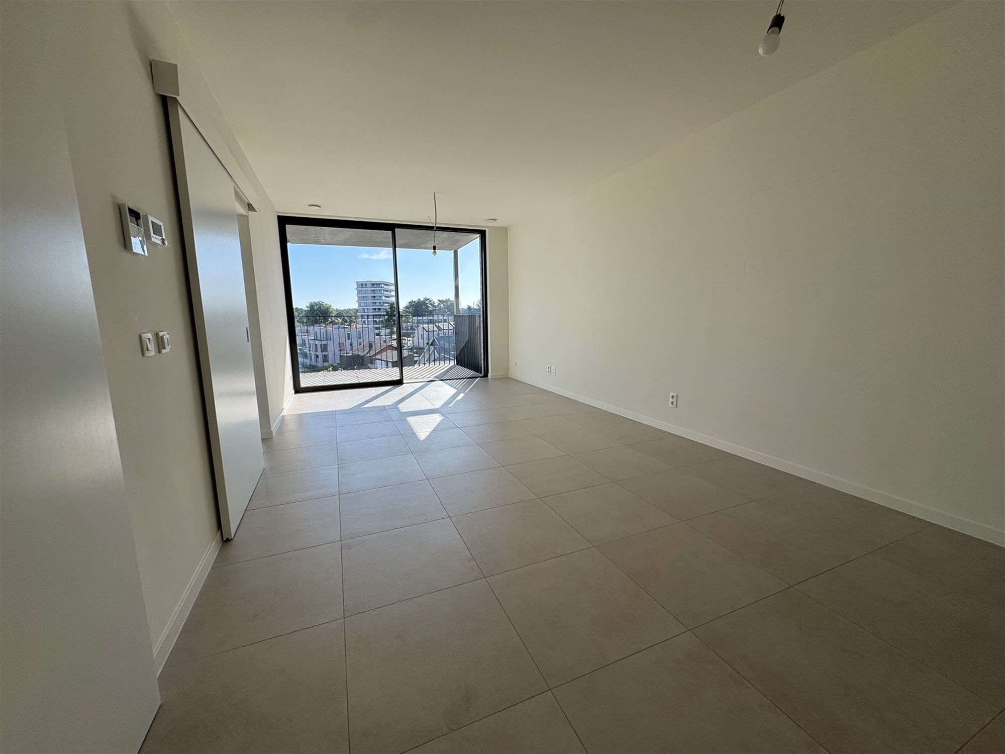 NIEUWBOUW APPARTEMENT (66M²) MET 1 SLAAPKAMER EN RUIM TERRAS TE BERINGEN CENTRUM  foto 3