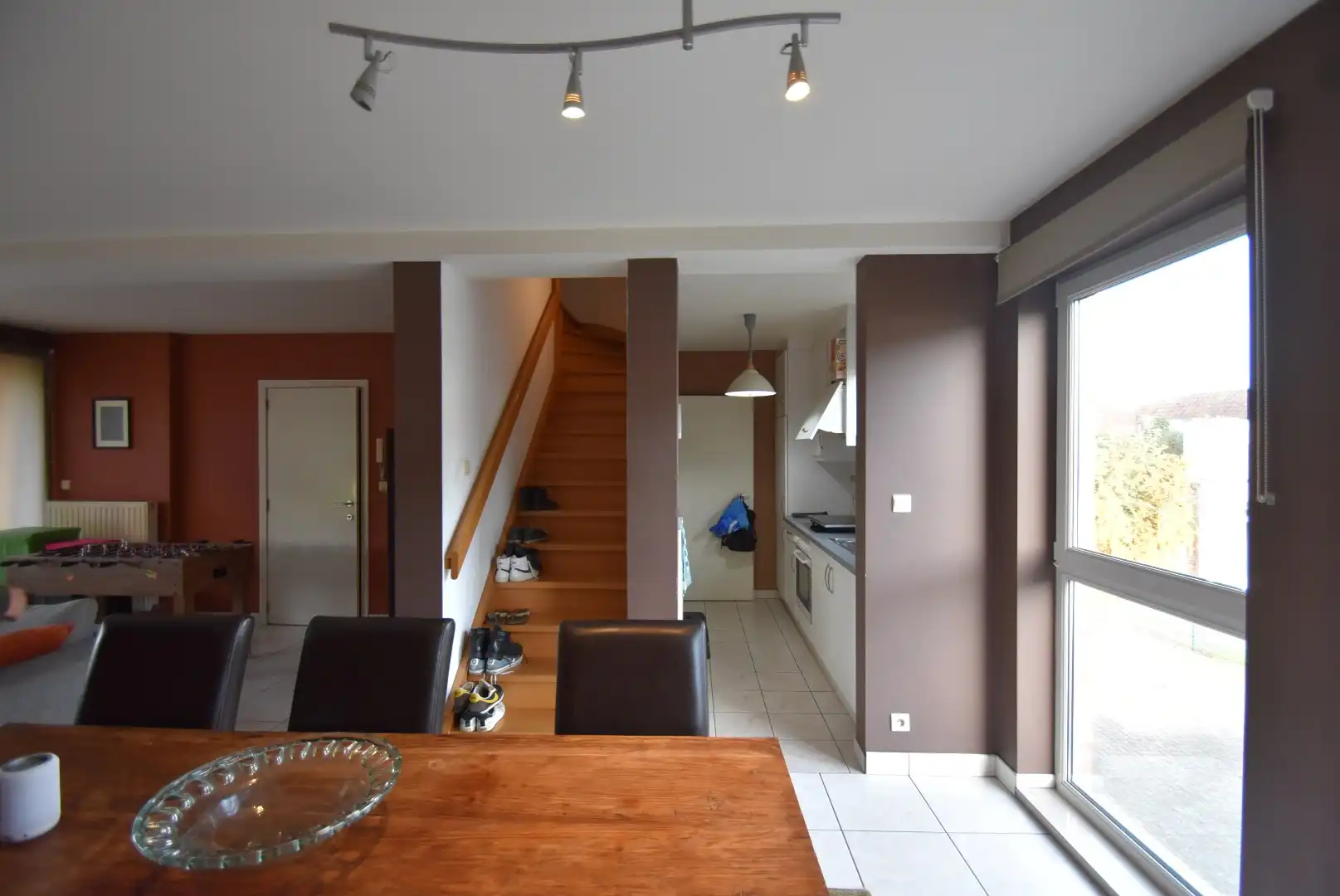 Comfortabel instapklaar duplex-appartement te Bilzen-Beverst foto 2