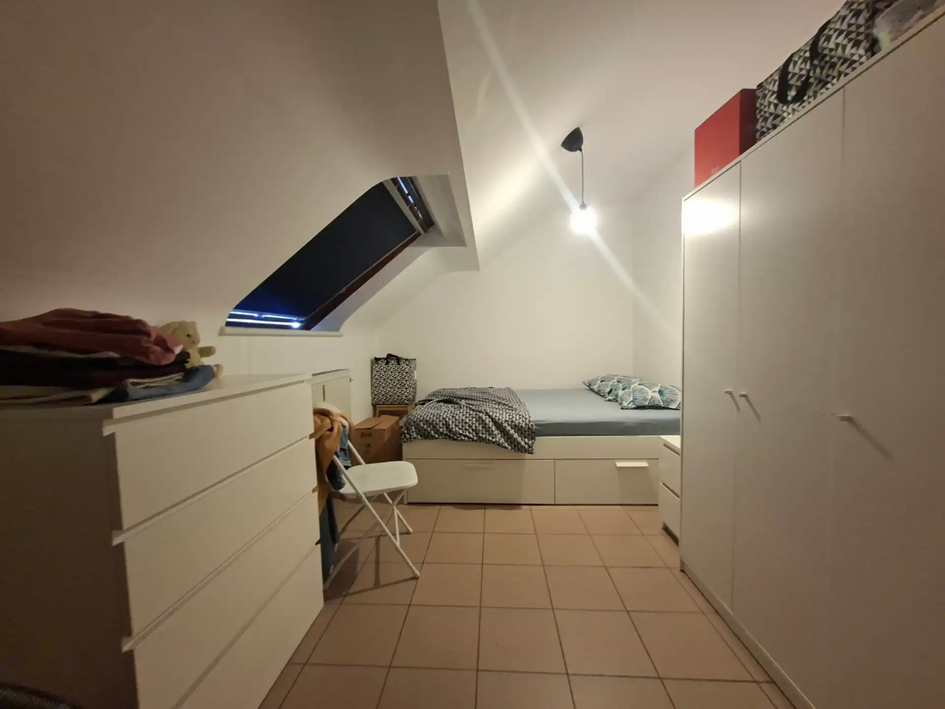 Instapklaar appartement met 2 slaapkamers, tuin & parking foto 8