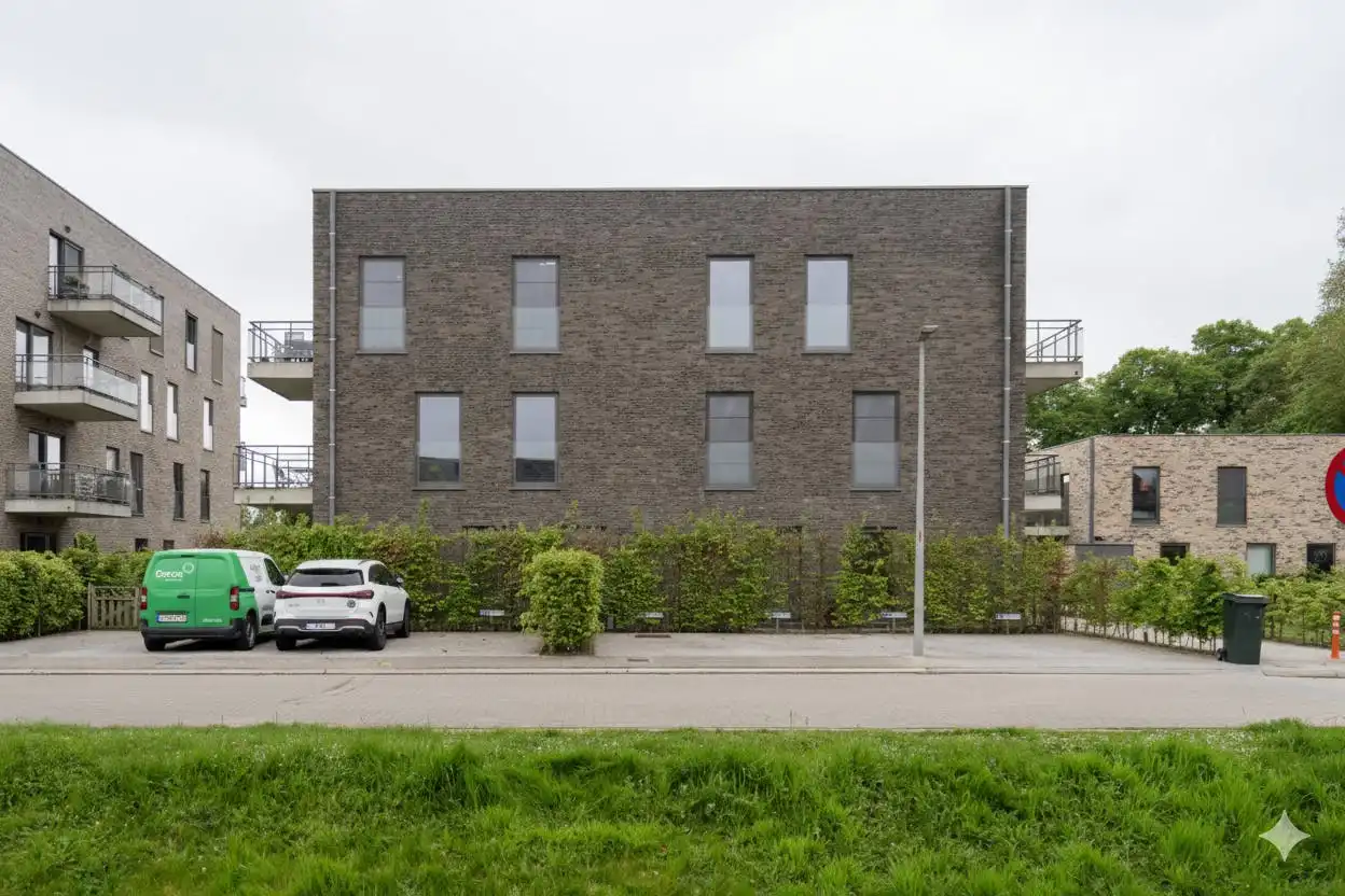 Bovengrondse autostaanplaats te koop in Heule foto 2