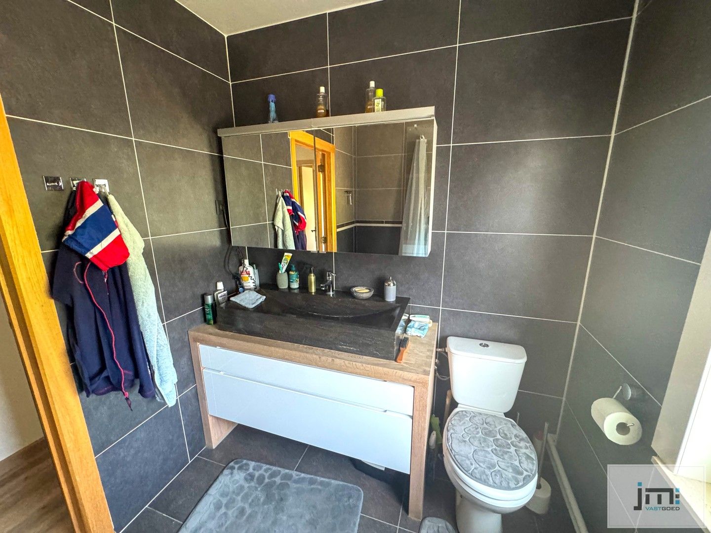 Rustig gelegen en energiezuinige woning foto 10
