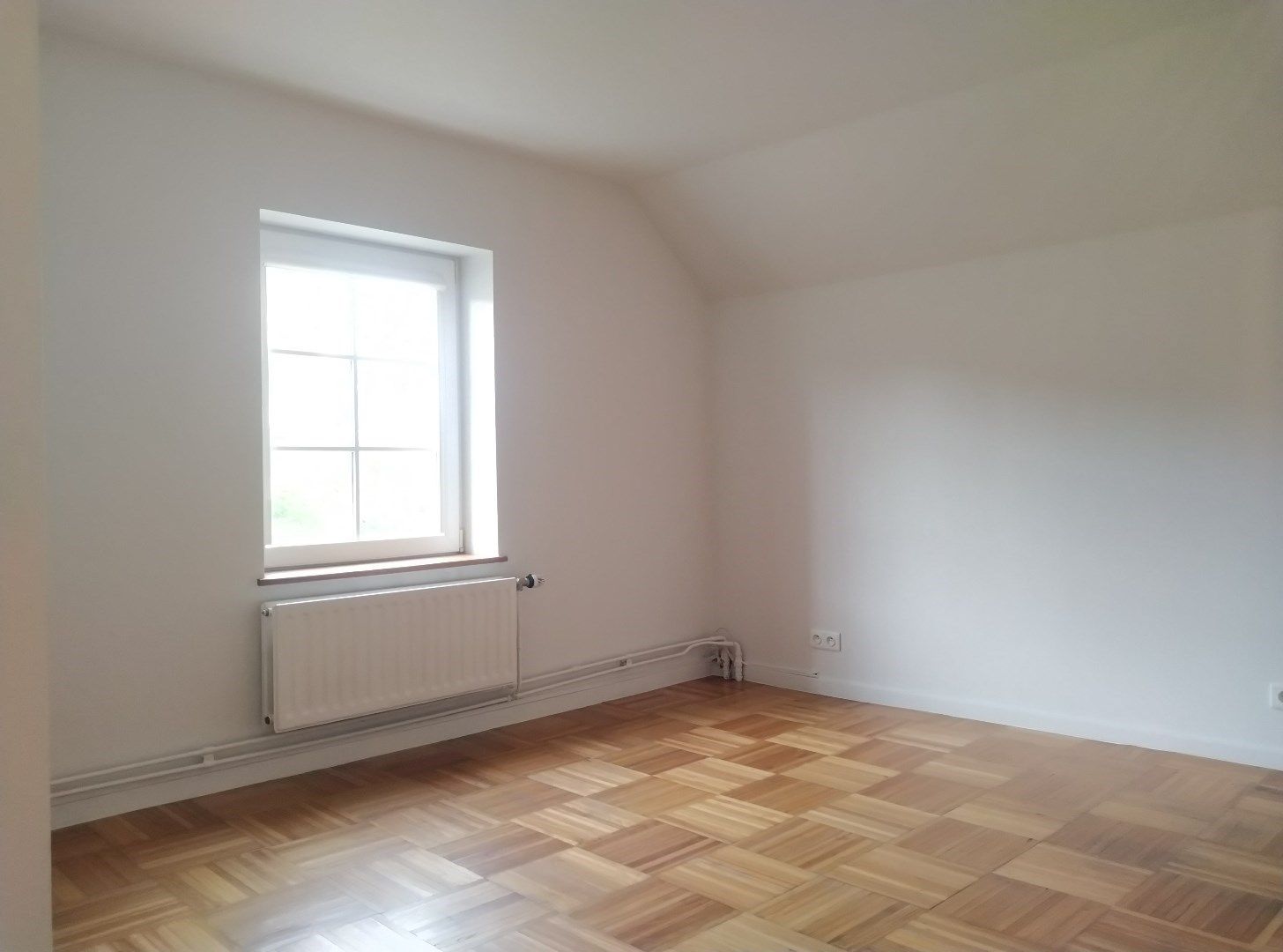 Een instapklare 3-gevelwoning met tuin. foto 11