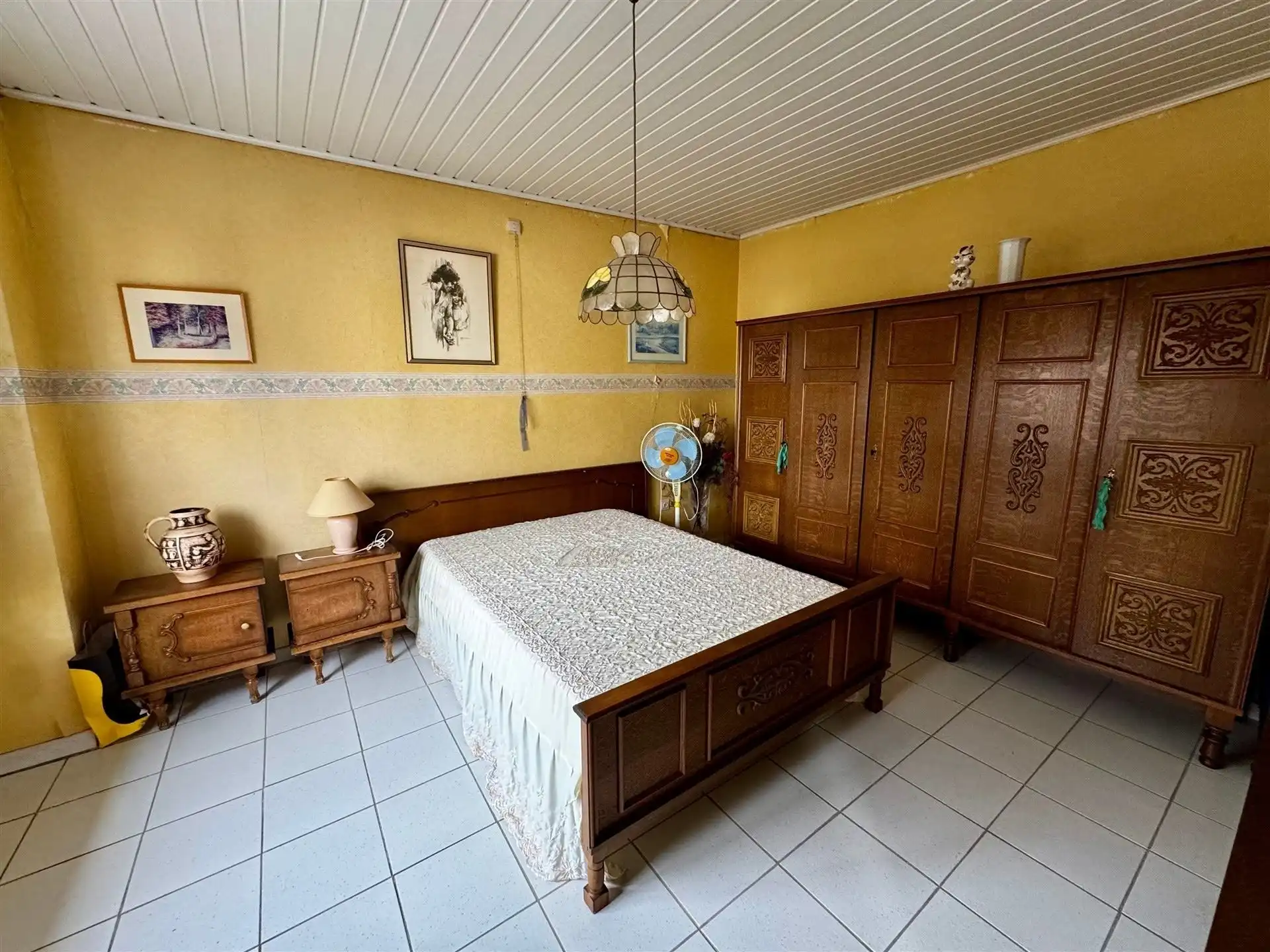 Gesloten bebouwing met ruime indeling en zuidgerichte tuin in Vucht foto 10