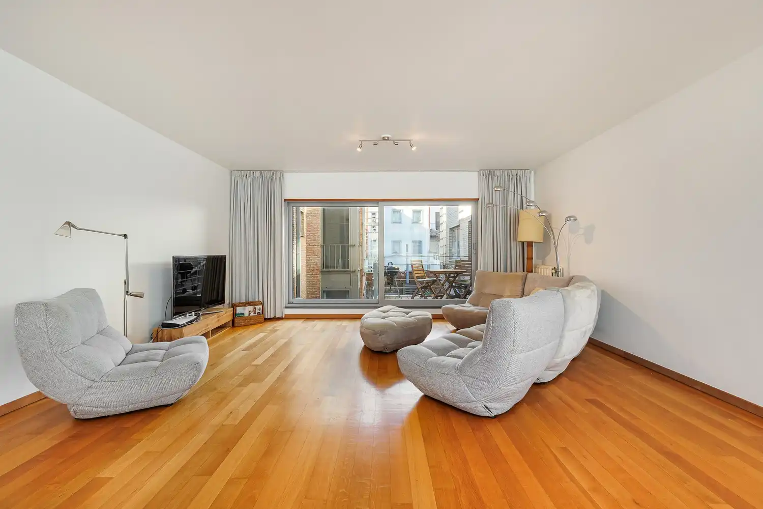 Ruim appartement 3slpks met zicht op de jachthaven ‘t Eiland foto 7