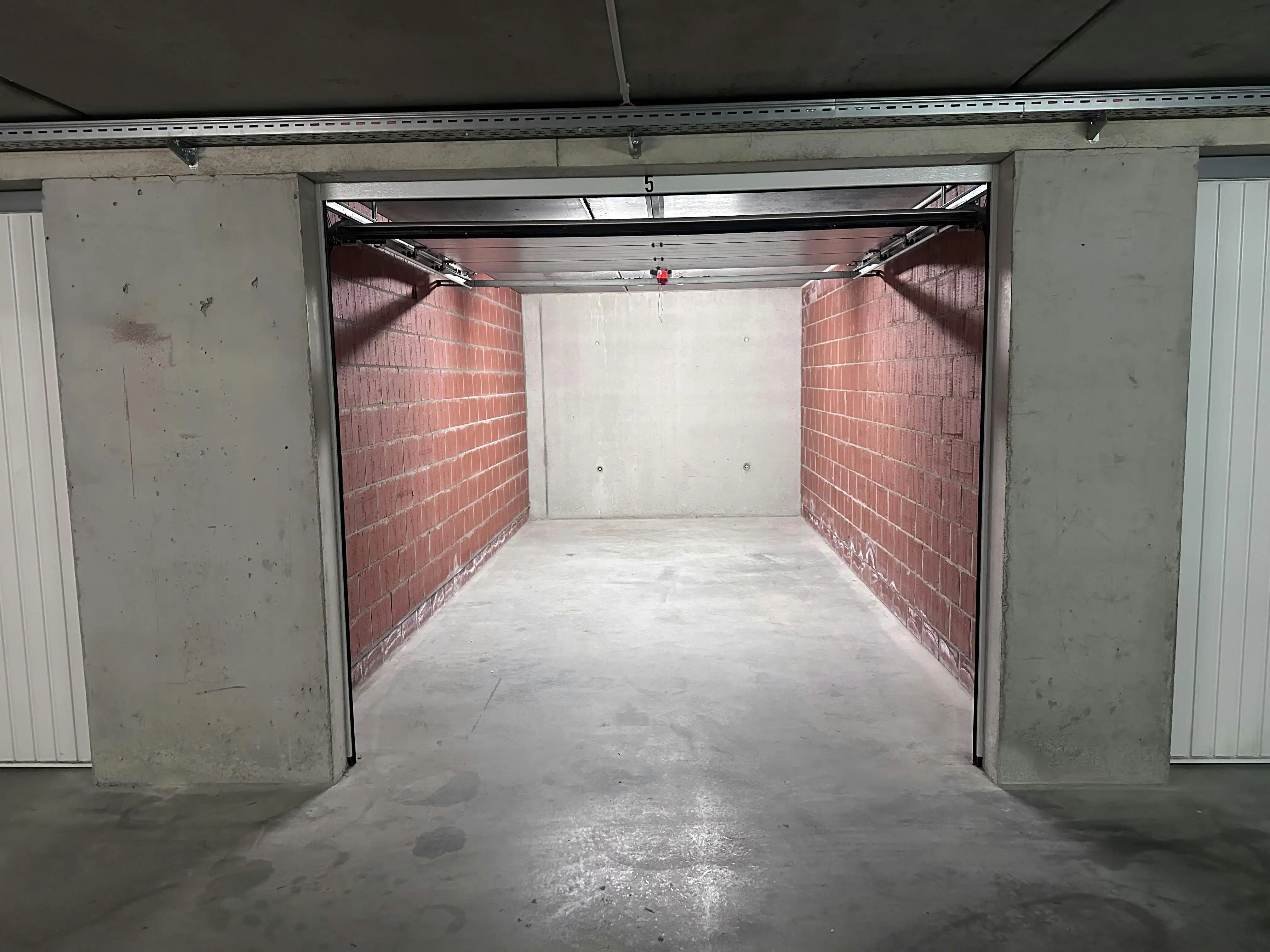 Garage te koop Lindendreef 12 G5 - 8630 Veurne
