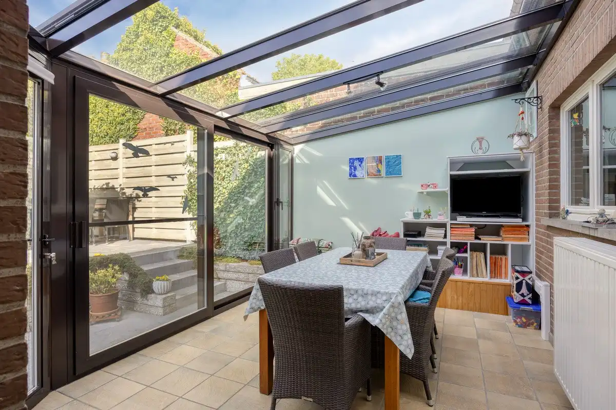 Instapklare halfopen woning met veranda, garage en tuin in Rosmeer. foto 10