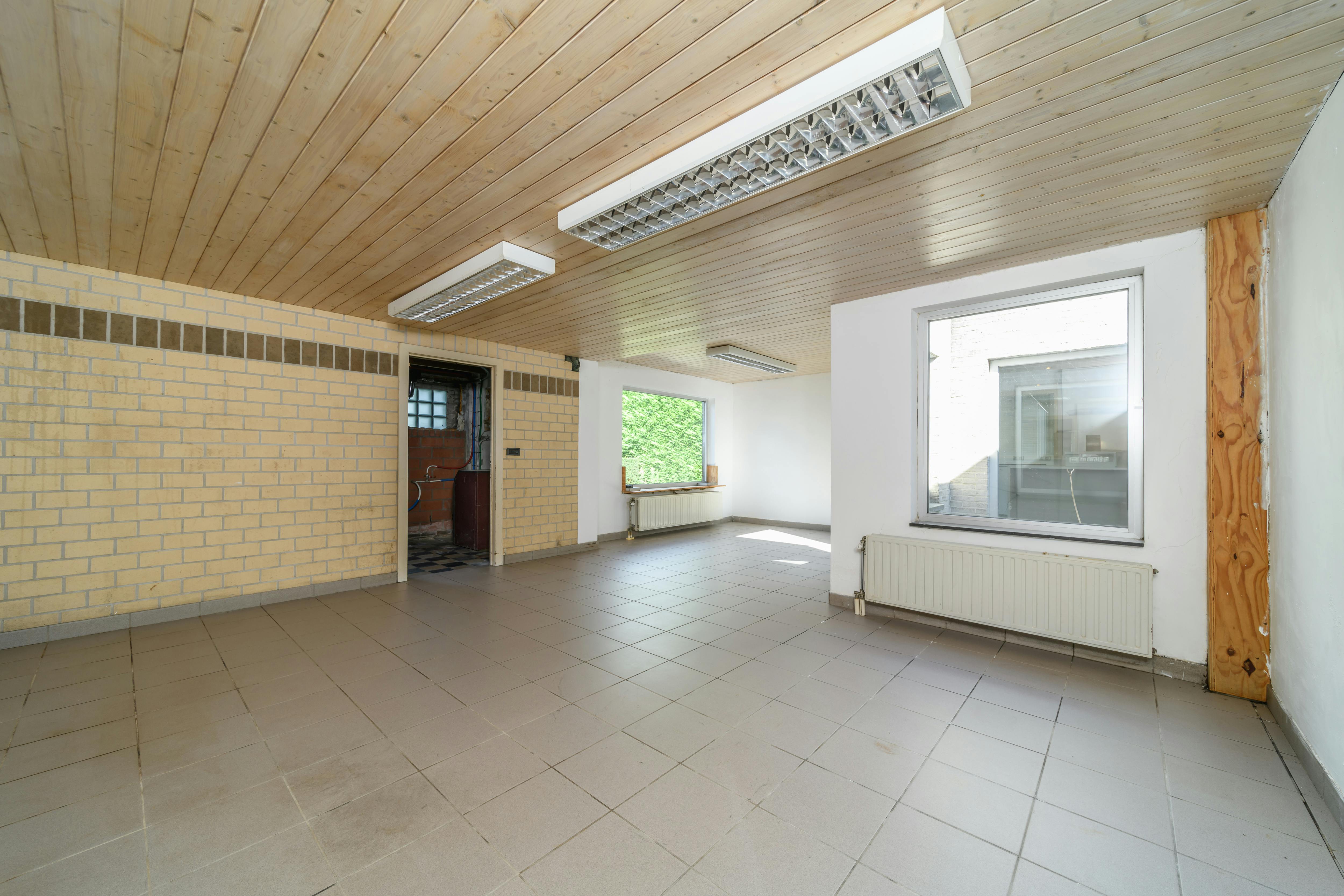 Ruime woning met 3 slaapkamers te Reninge. foto 19
