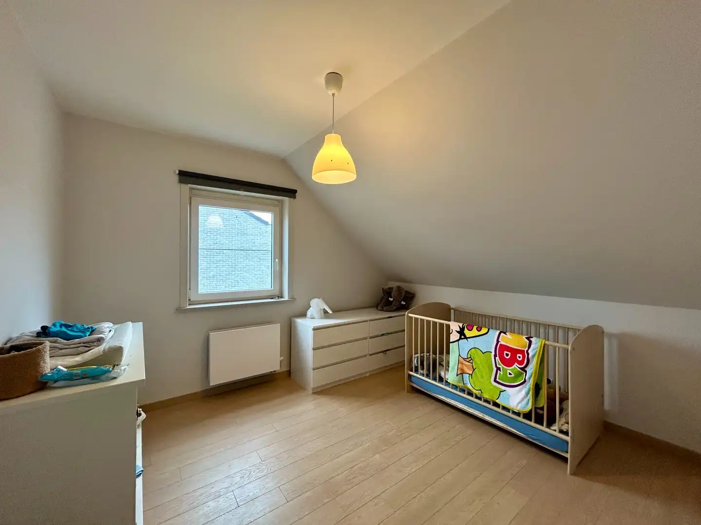 Recente halfopen bebouwing met 3 slaapkamers, garage en tuin te Vinkt! foto 8