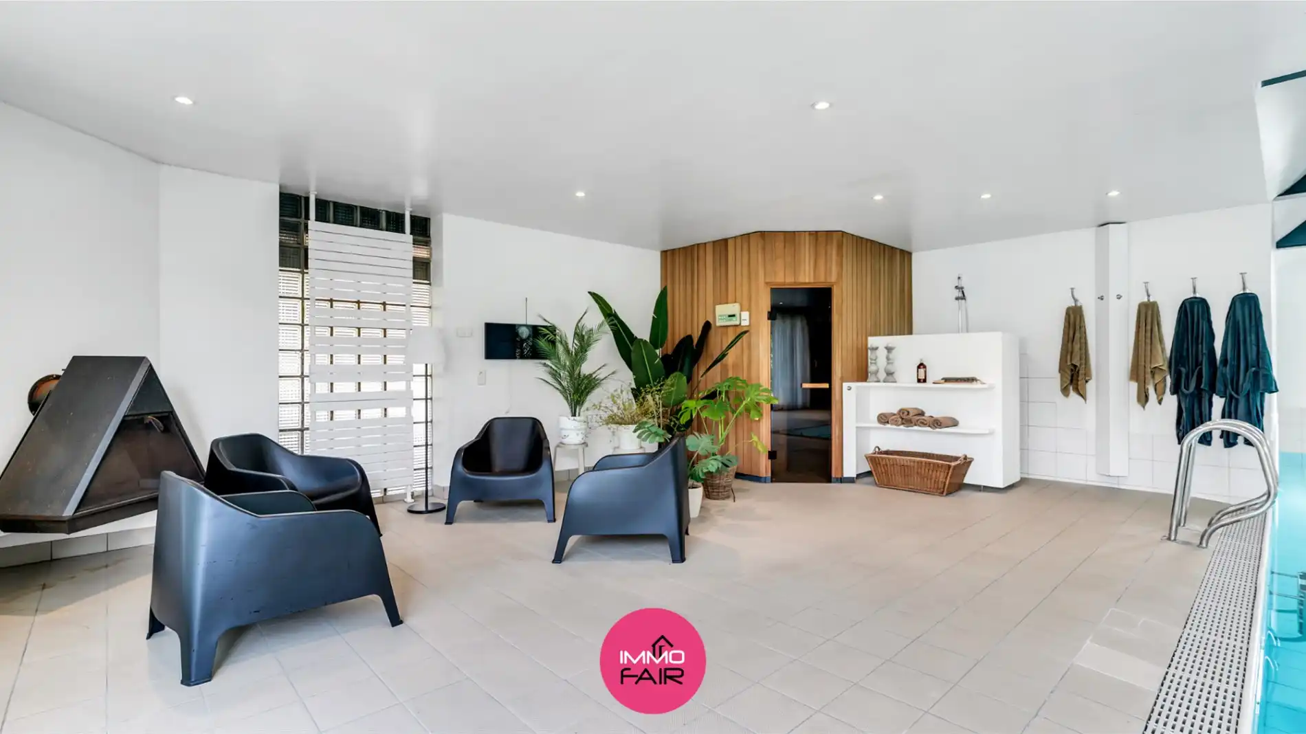 Exclusieve, karaktervolle villa met authentieke elementen in rustige, bosrijke omgeving foto 13