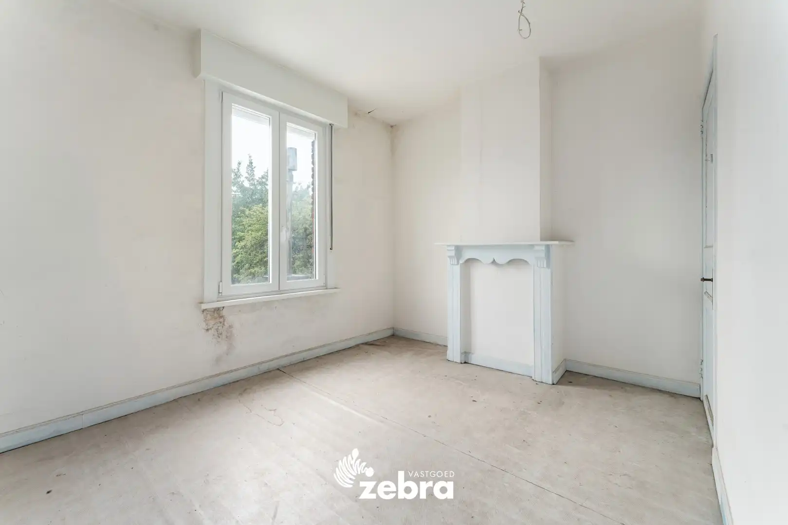 Te renoveren stadswoning te centrum Roeselare! foto 12