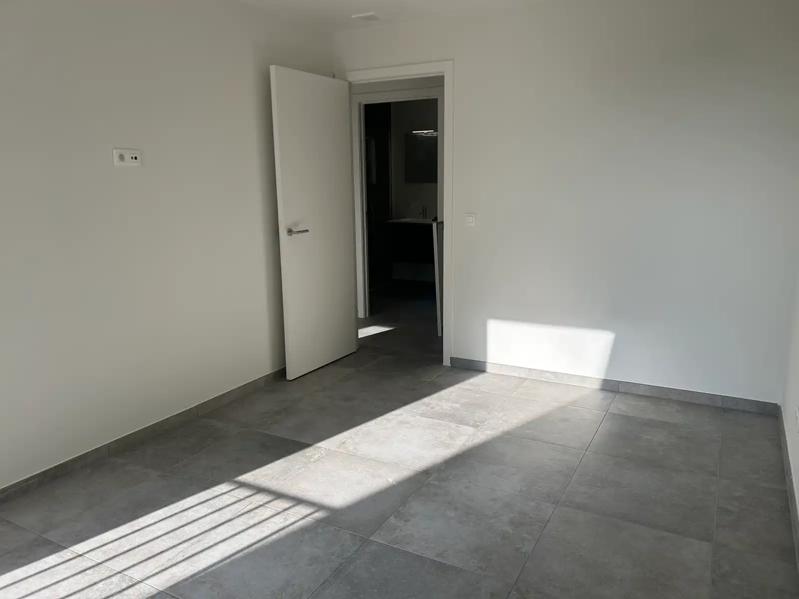 Nieuwbouwappartement met 2 slaapkamers en autostaanplaats foto 18