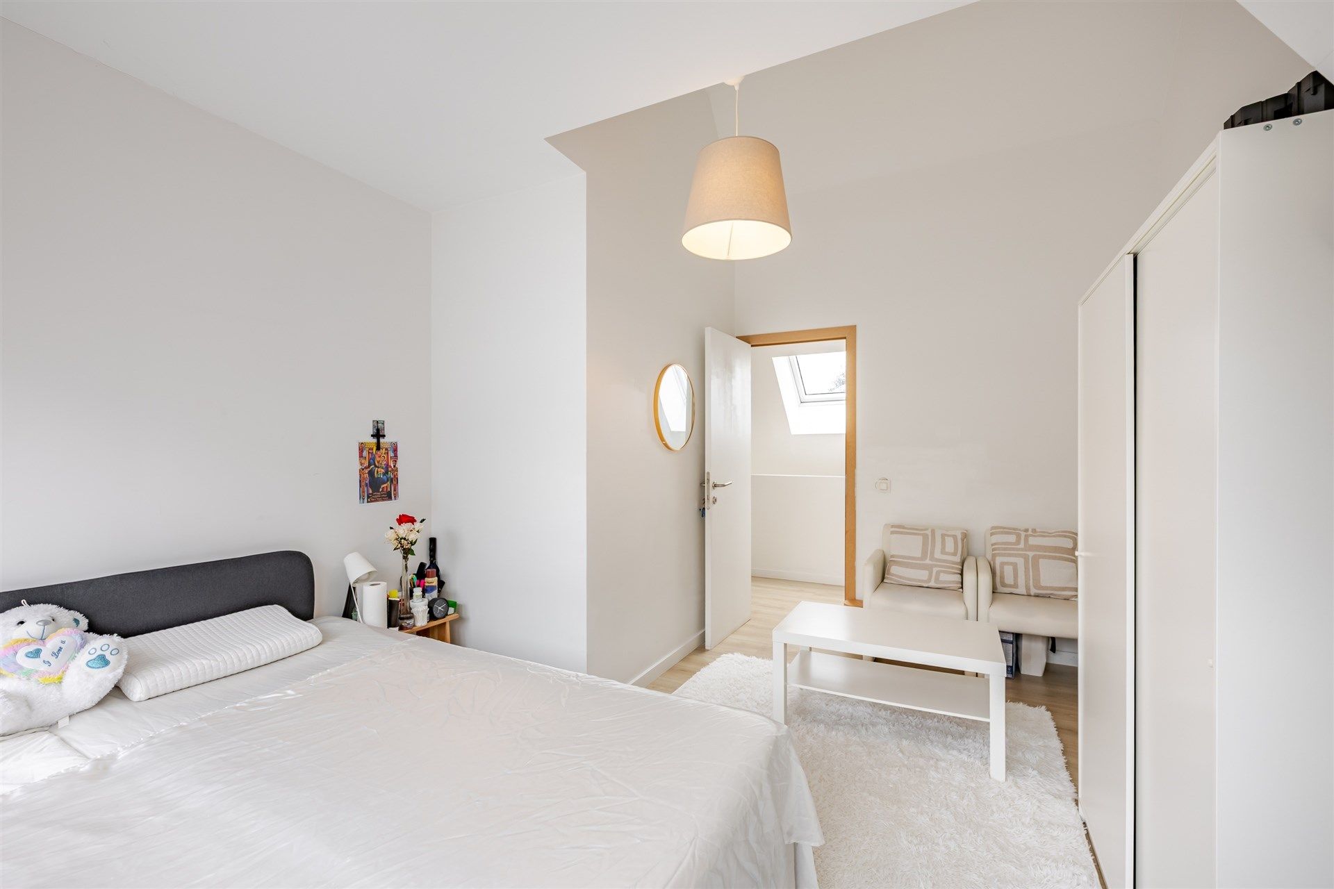 Instapklaar appartement (4 slaapkamers) in hartje Melle foto 17