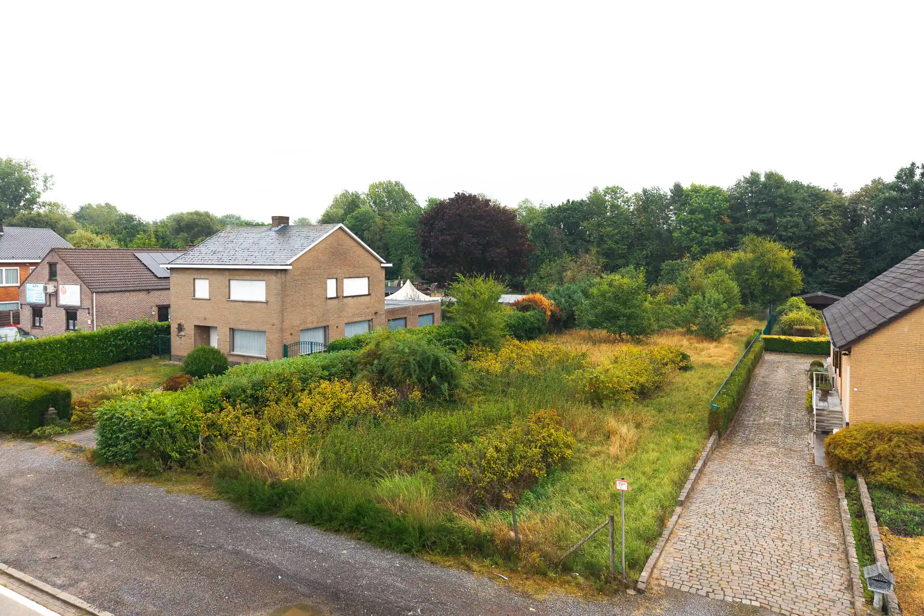 Uitstekend gelegen bouwgrond voor open bebouwing foto 2