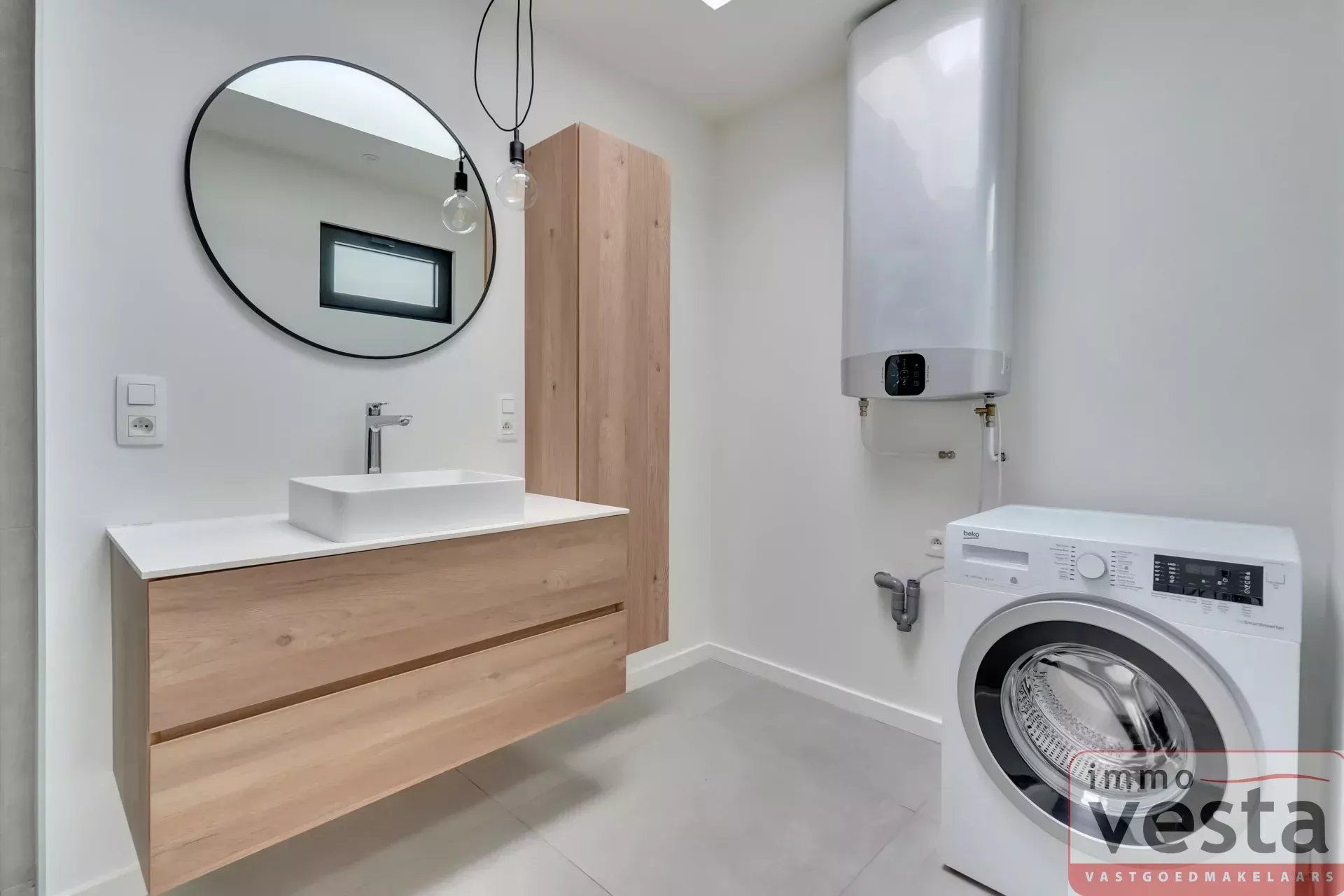 Gerenoveerde rijwoning nabij centrum foto 14