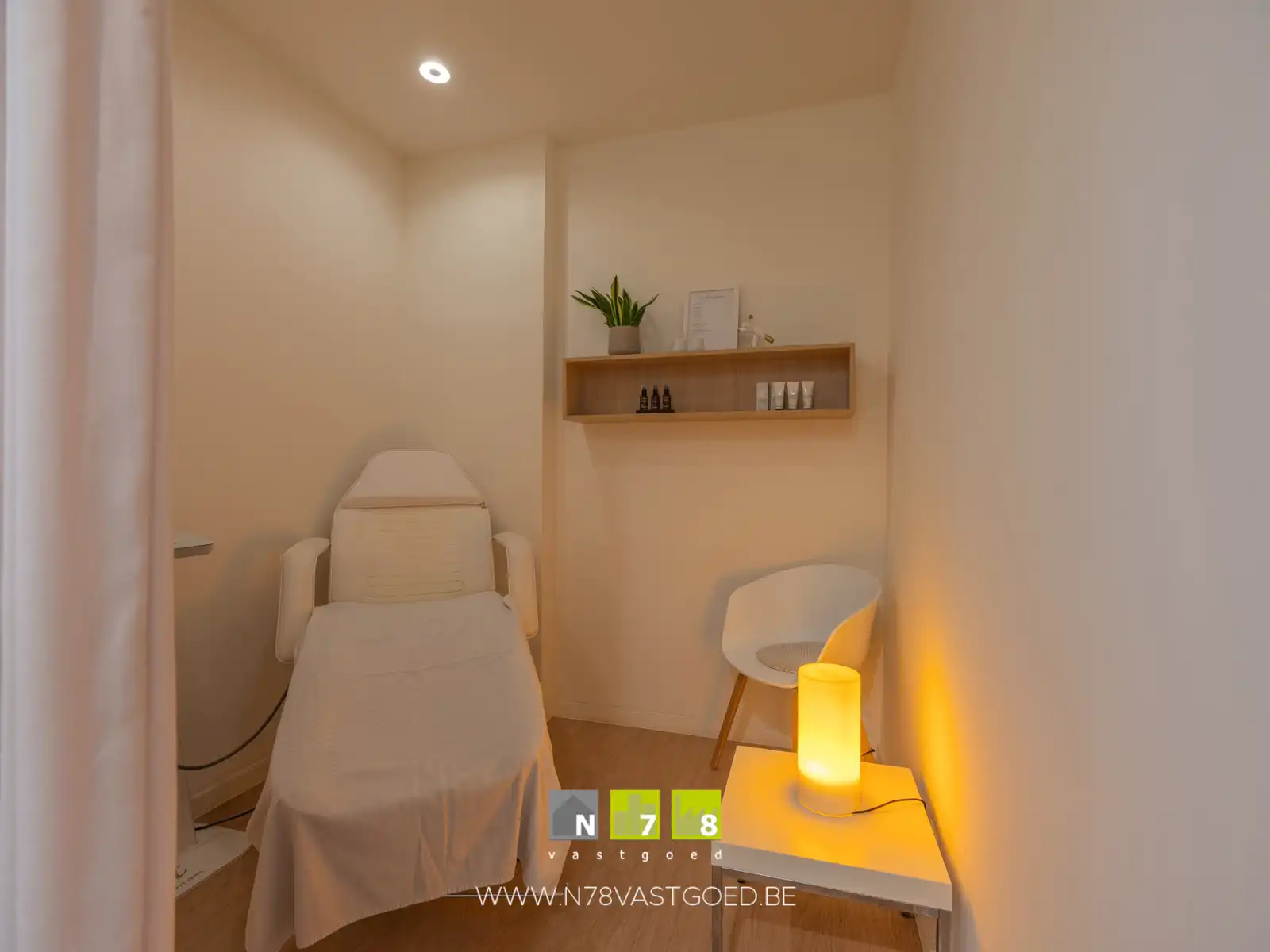 Commerciële ruimte te huur foto 17