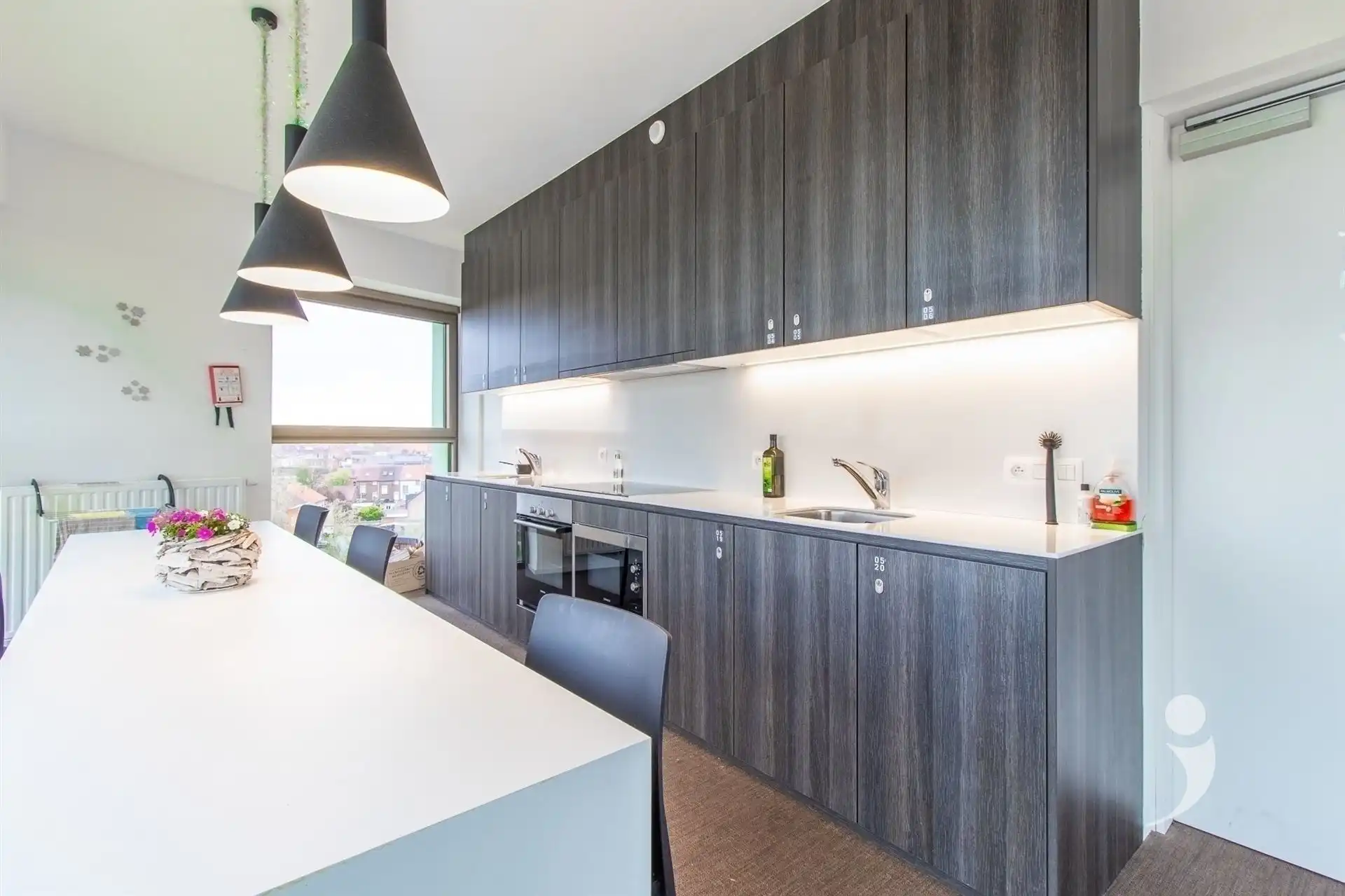 Luxueuze studentenkamer met eigen sanitair foto 11