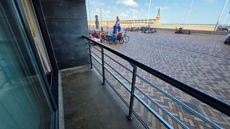 Unieke kans op de Zeedijk – Ruim 2-slaapkamerappartement aan een scherpe prijs! foto 2