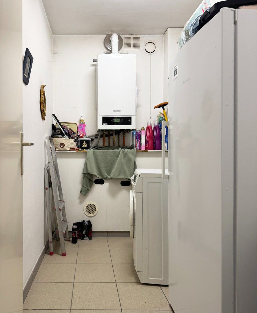 Mooi appartement met 2 slaapkamers in centrum Borgloon foto 8