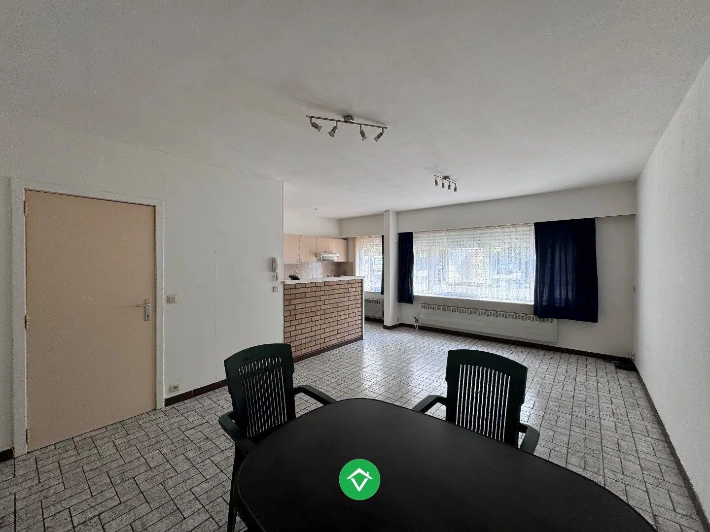 Gelijkvloers appartement met 2 slaapkamers en groot terras en garage te Bredene  foto 5