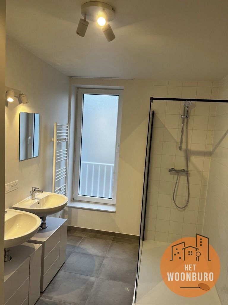 Nieuwbouw duplex met vrij beroepersruimte en 2 staanplaatsen foto 9