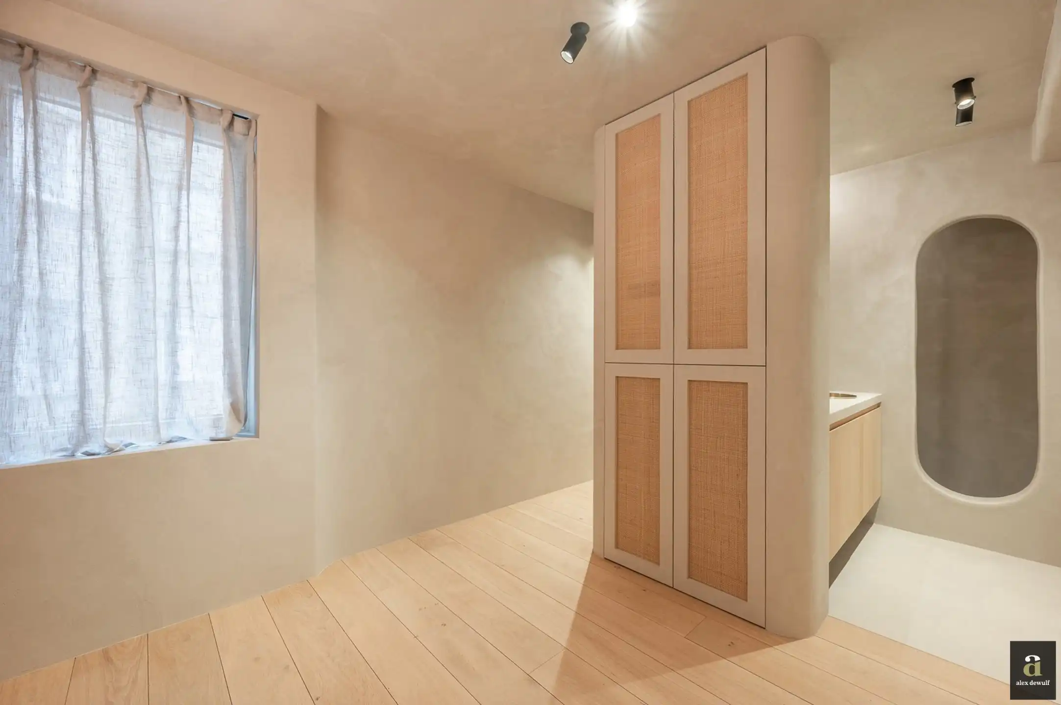 Gerenoveerd appartement met 3 slaapkamers, gelegen nabij de Zeedijk en het Driehoeksplein. foto 14