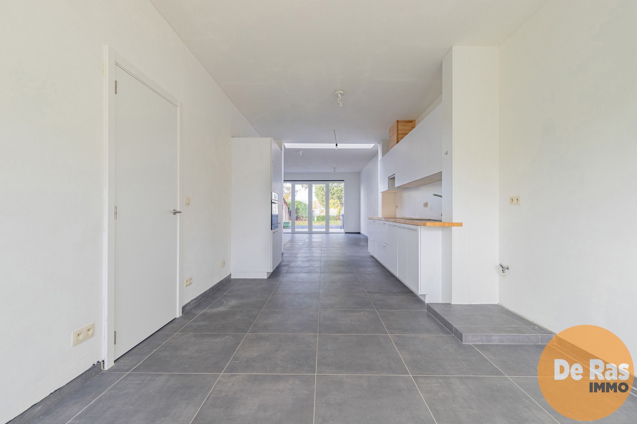 GROTENBERGE - PRACHTIG GERENOVEERDE WONING OP TOPLOCATIE! foto 6