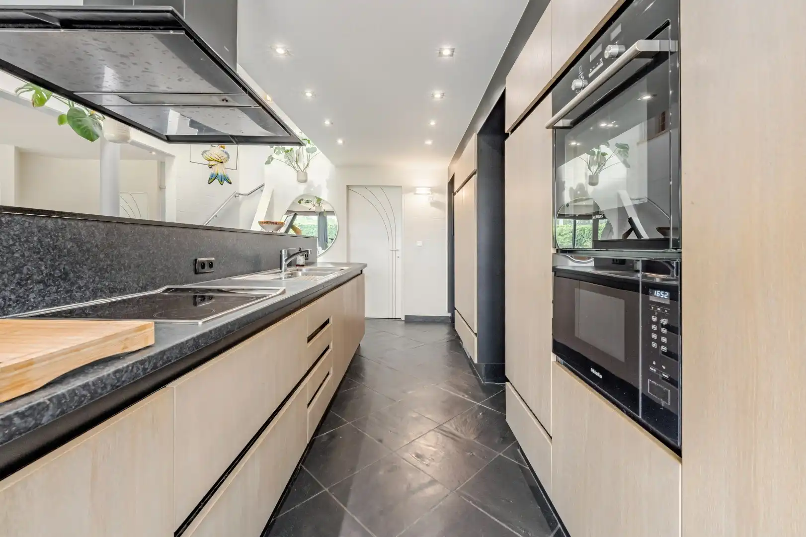 Ruime, lichtrijke gezinswoning met o.a. 6 kamers foto 10