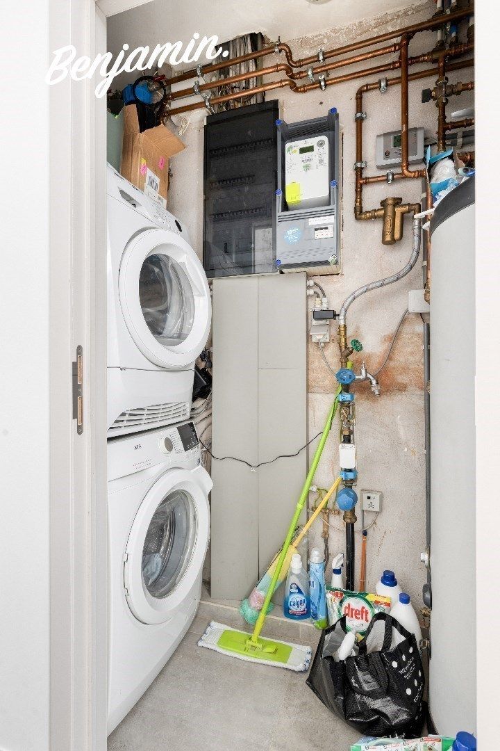 Kwalitatief gerenoveerde rijwoning met tuin, 3 slaapkamers en 2 badkamers op toplocatie in Menen foto 14