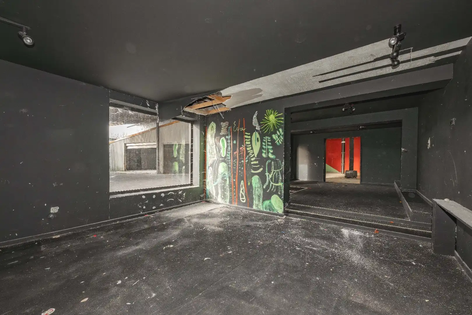 STATIGE HERENWONING MET LOODS 350 m² foto 26