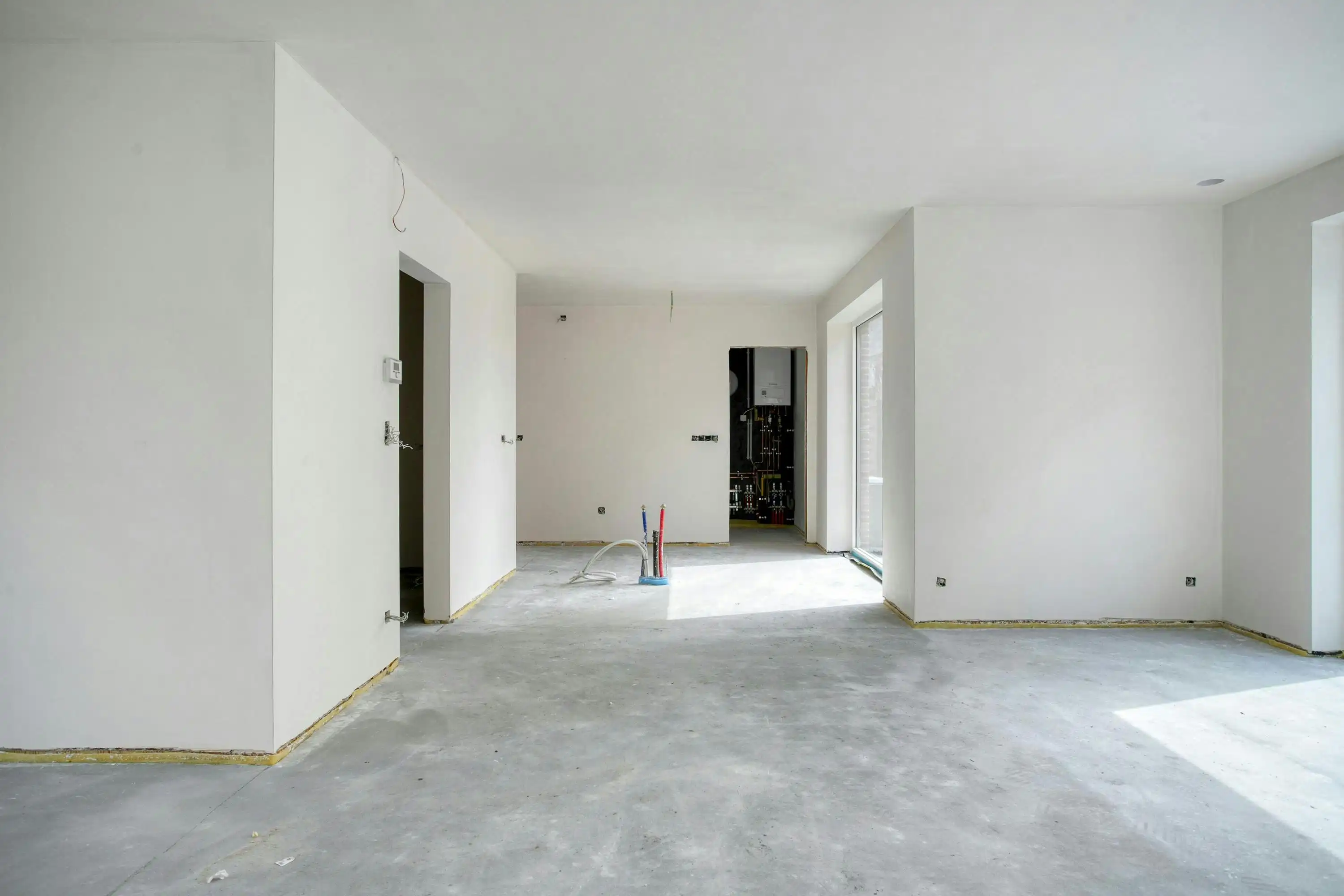 Halfopen nieuwbouwwoning te koop met 3 kamers, oprit en tuin foto 11