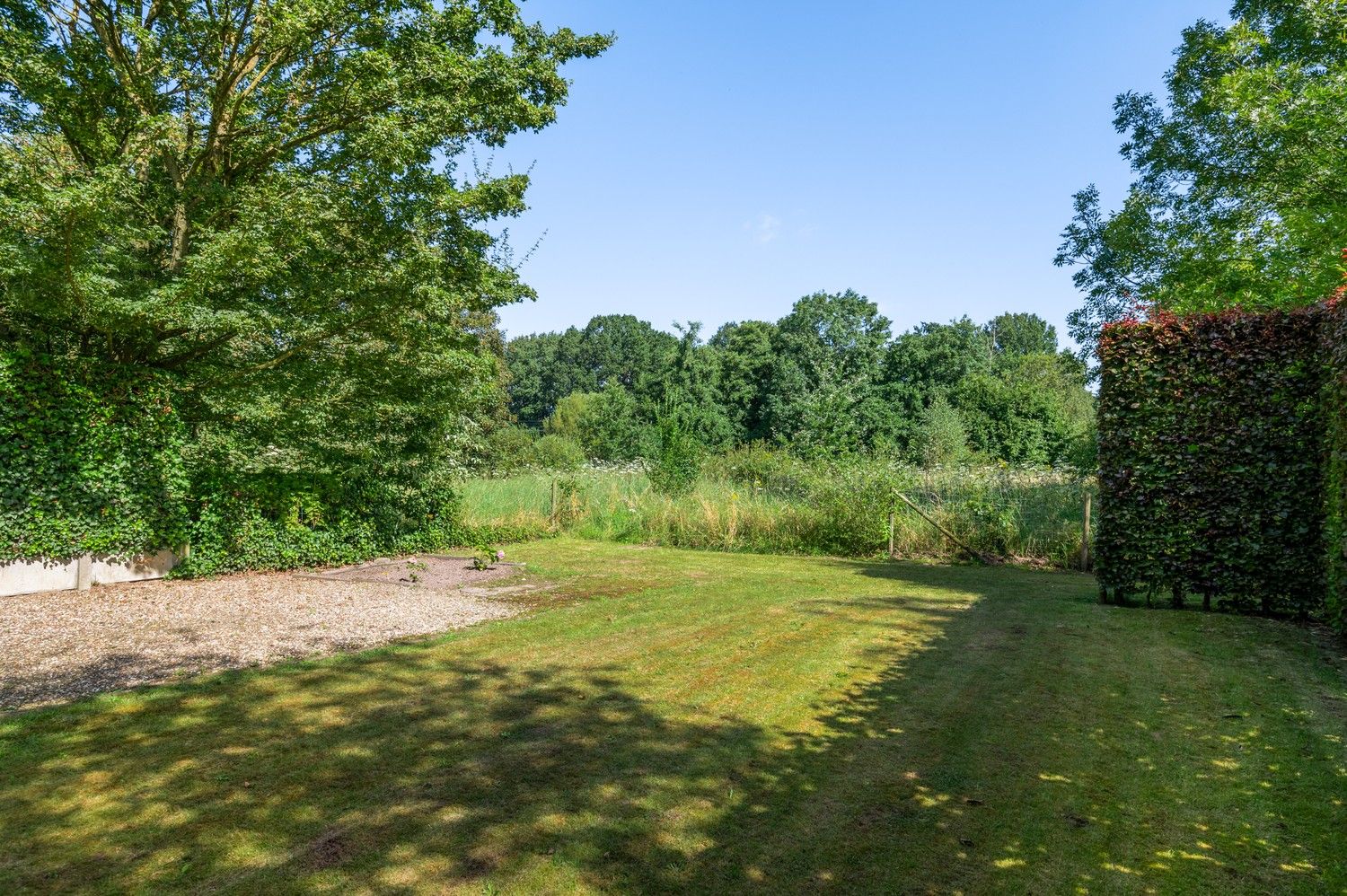 Zeer charmante en uitstekend onderhouden HOB op een absolute toplocatie te Lint. foto 26