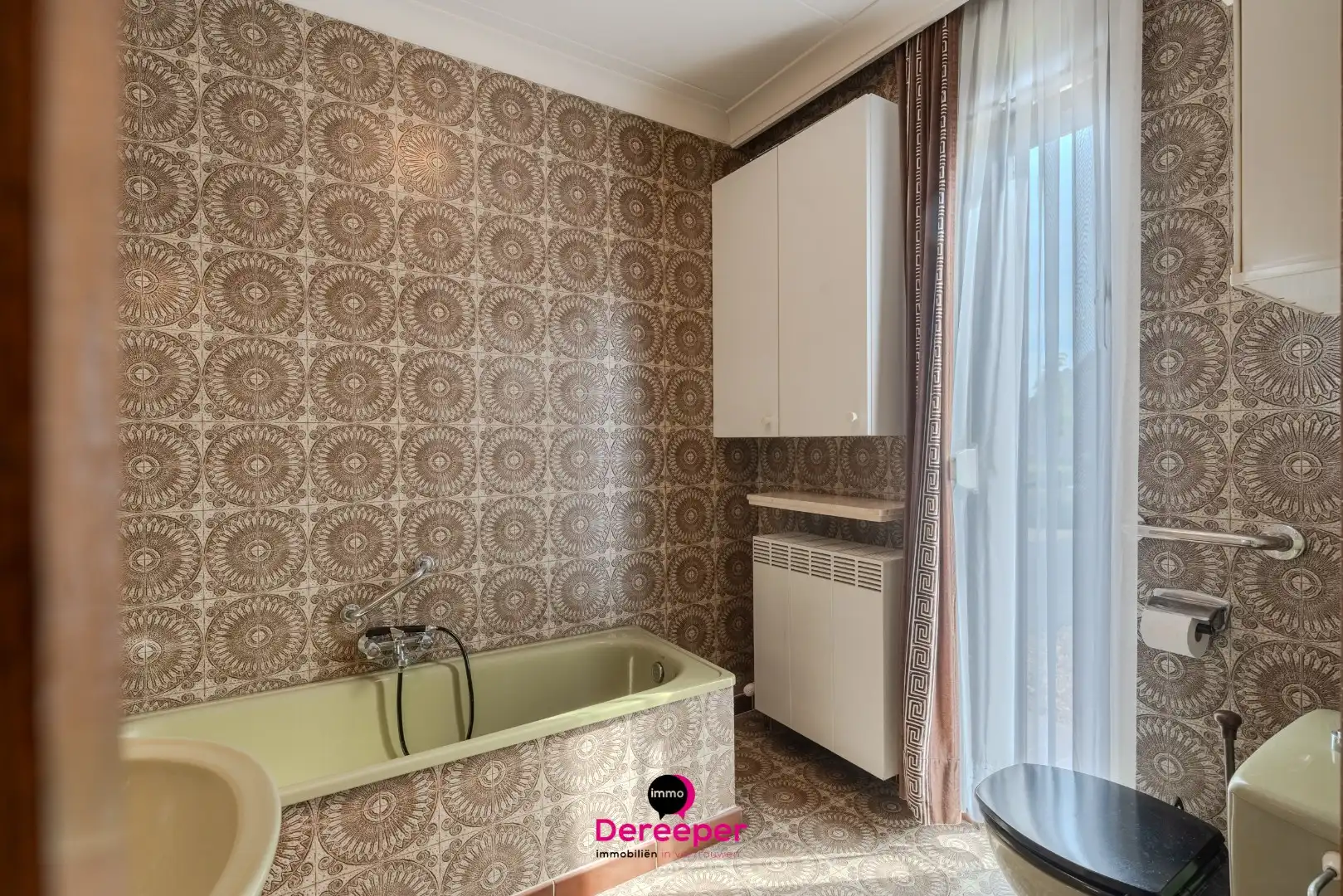 Te renoveren bungalow op ruim perceel van 678 m² foto 11
