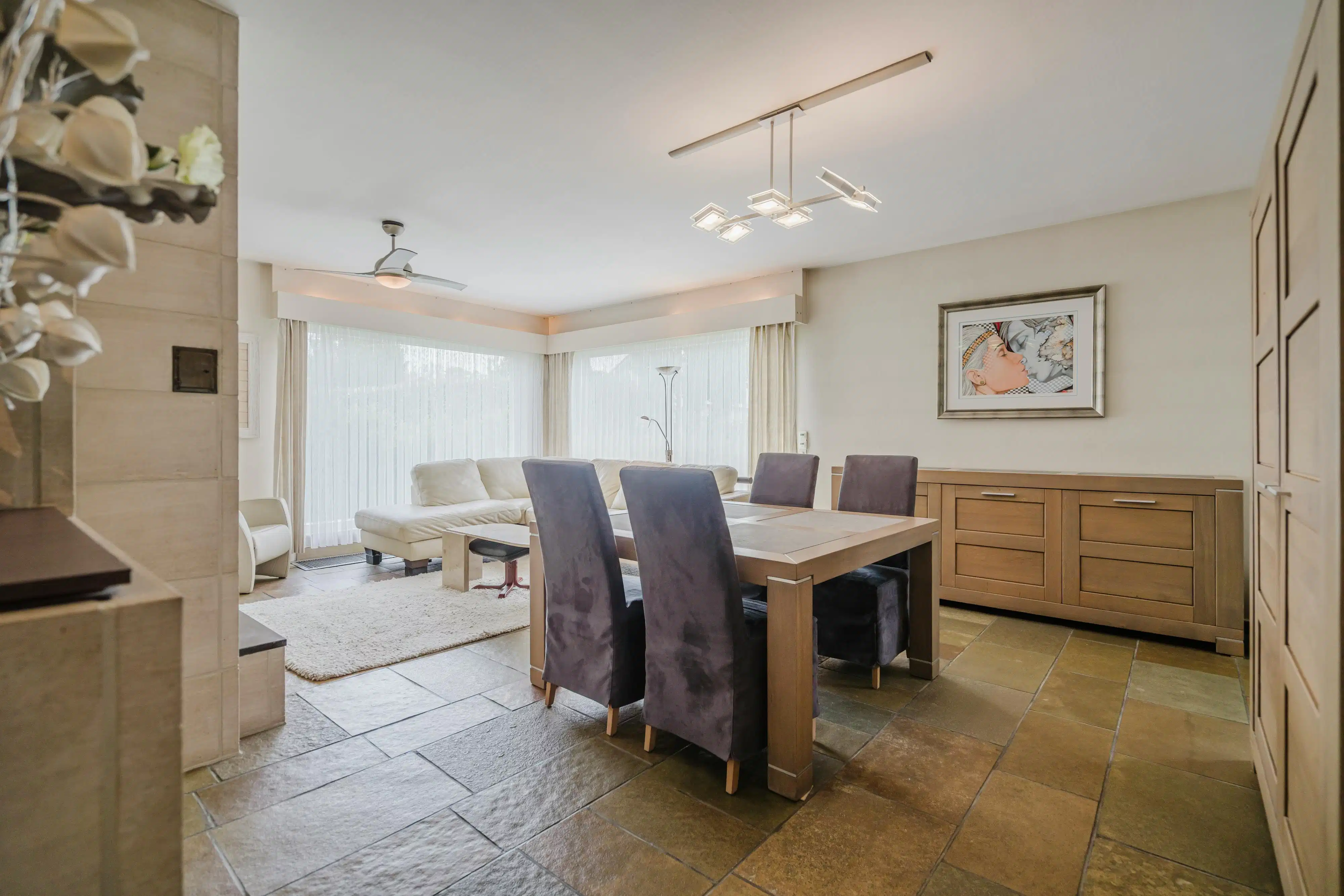 Gelijkvloerse villa met atelier/grote garage nabij het Preshoekbos foto 4