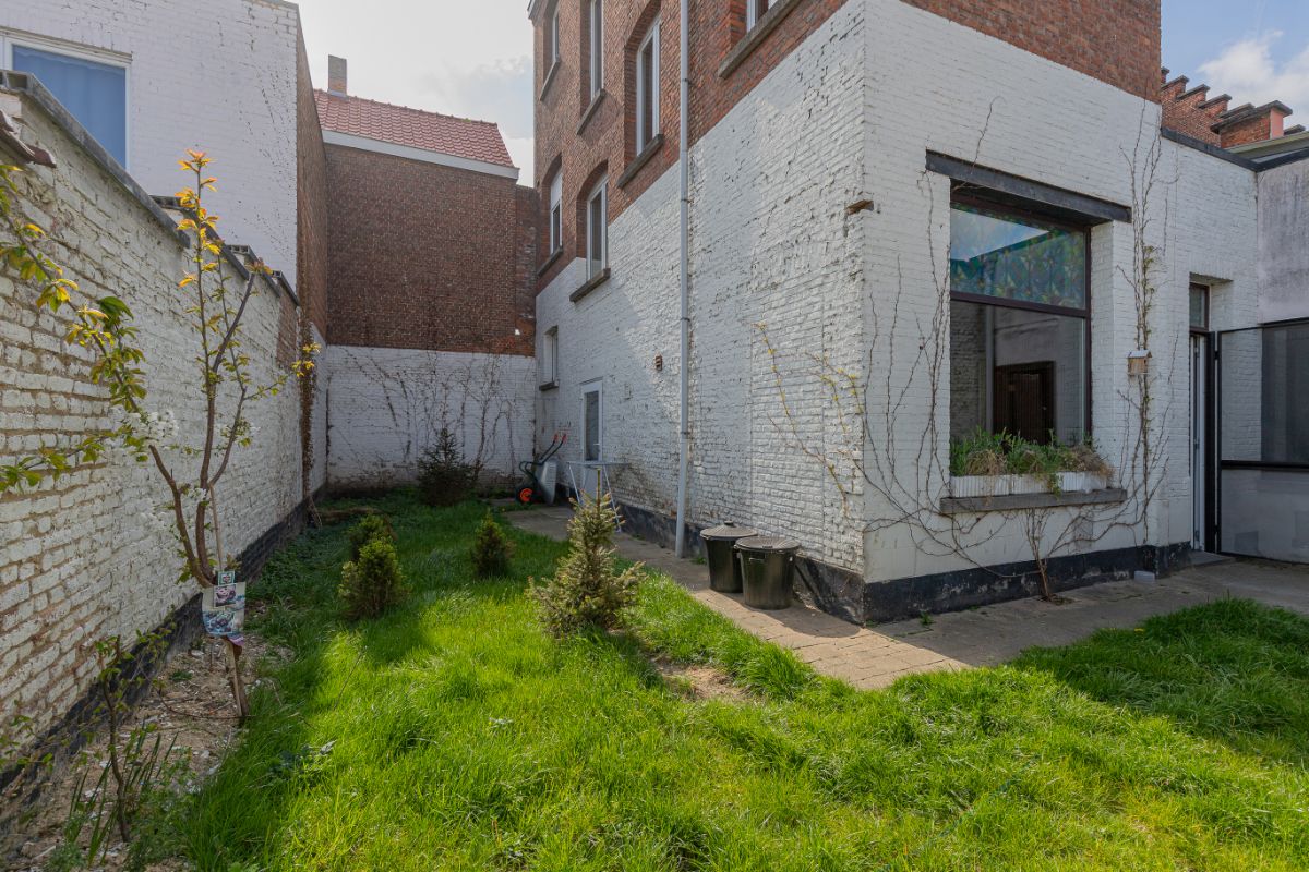 Ruime stadswoning met karakter foto 11