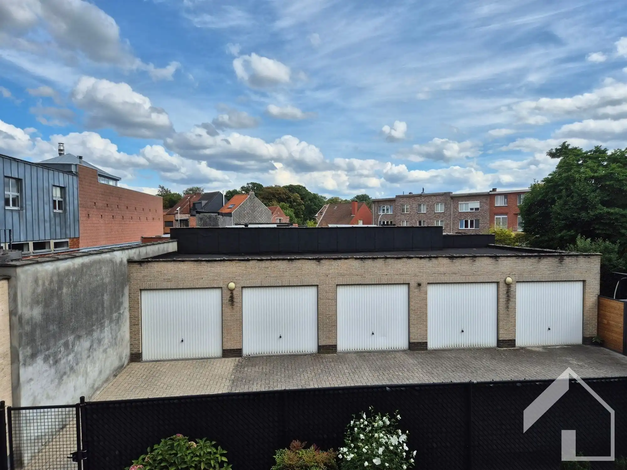 instapklaar appartement met 2 slaapkamers en garage foto 15