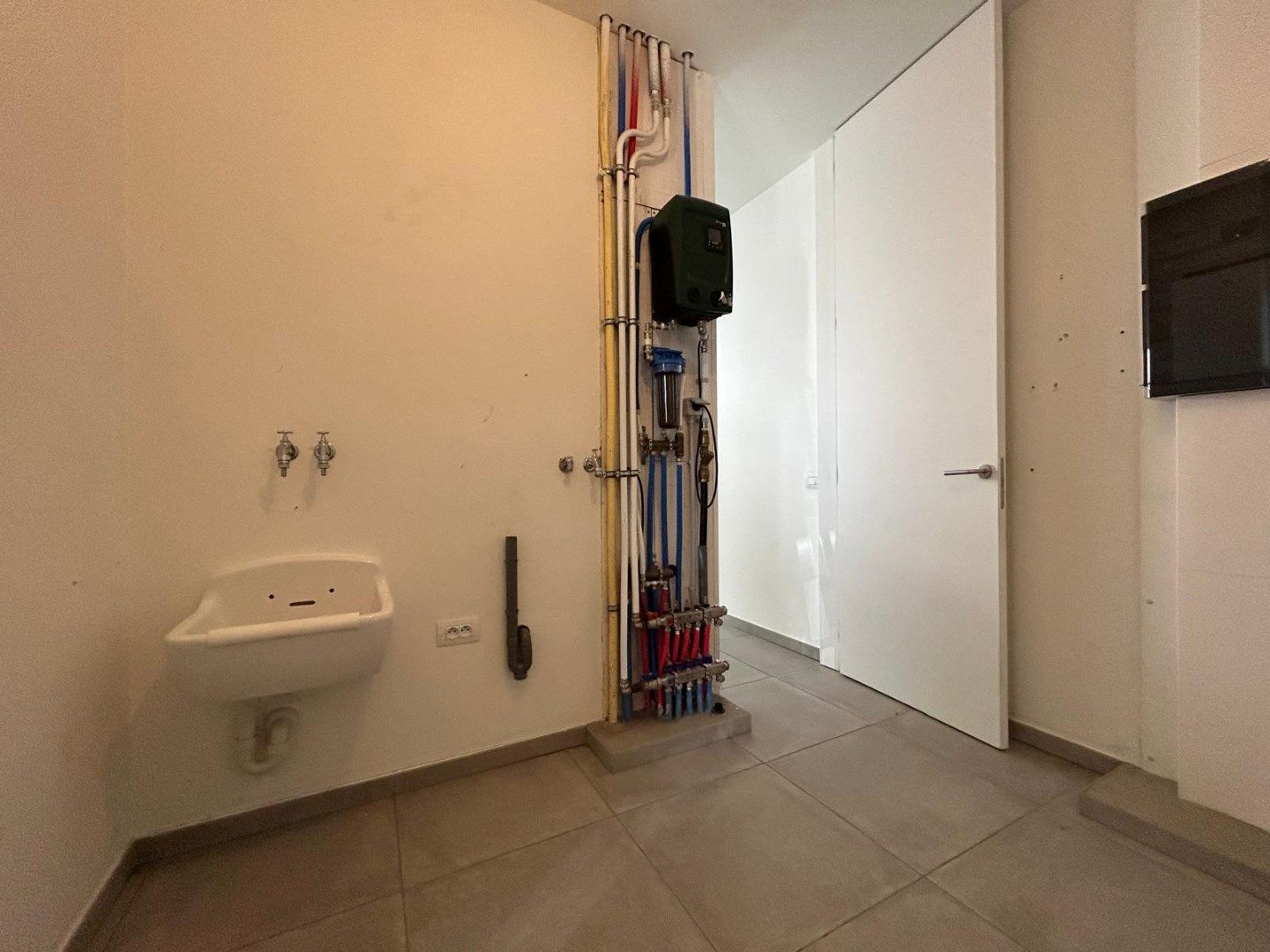 Moderne woning te Sint-Baafs-Vijve. foto 10