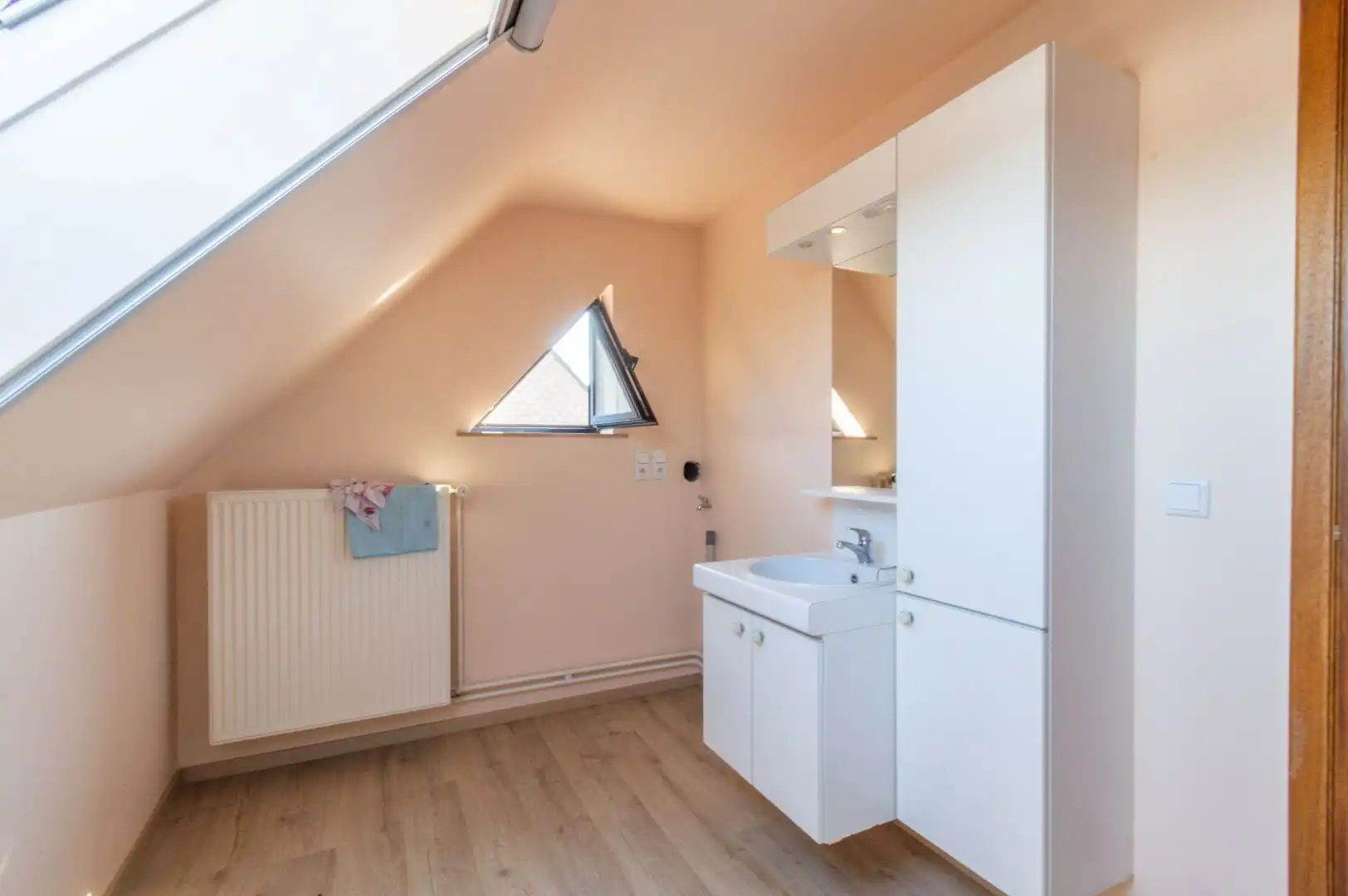  Een aangenaam studio / dak appartement (1 persoon)! foto 13