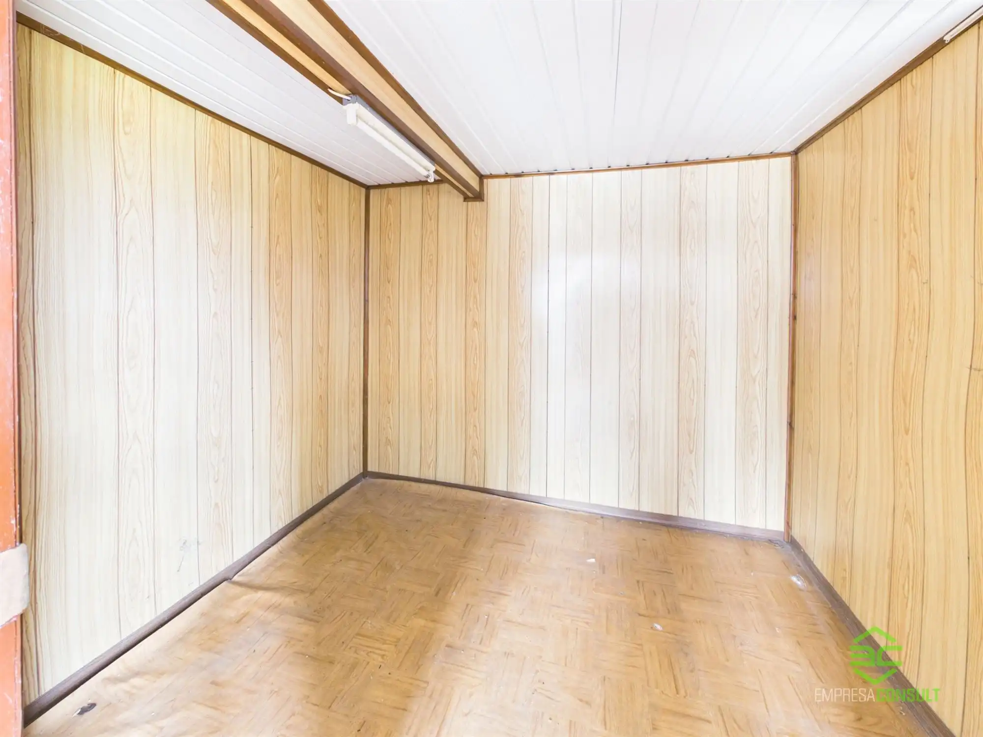 Te renoveren rustig gelegen woning op 20a 8ca! foto 17