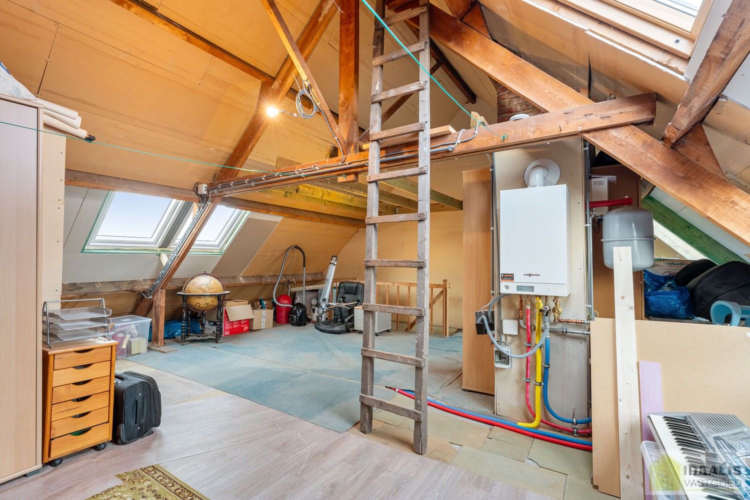 IDEALIS VASTGOED – Instapklare eengezinswoning met een lichtrijke leefruimte, 3 ruime slaapkamers (mogelijks 4), 2 badkamers op een fijn zuid-oost georiënteerd perceel! Deze woning bevindt zich op een perceel van 5a 19ca in een rustige en gezinsvriendelijke woonstraat! foto 33