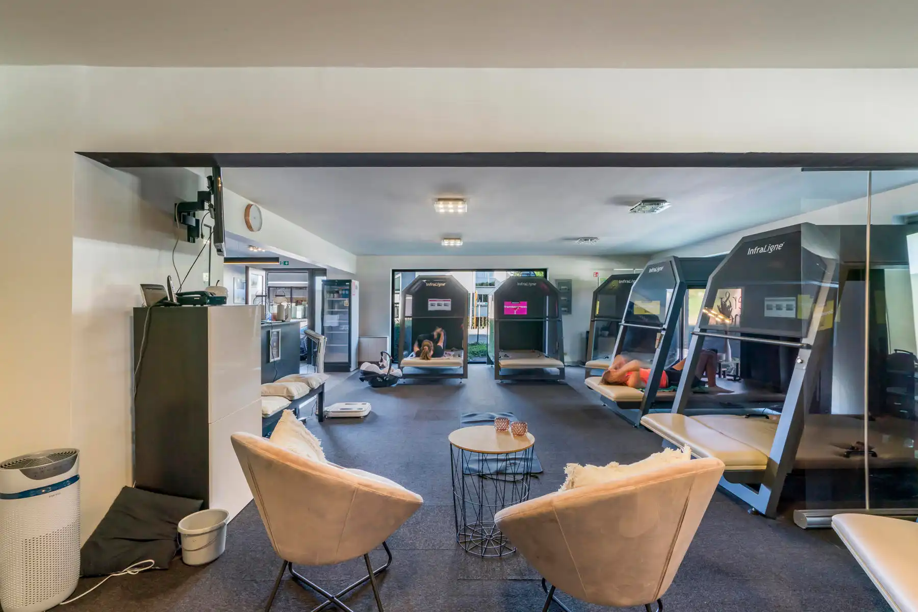 Uitstekend gelegen handelspand/hoekpand  met garage   foto 6